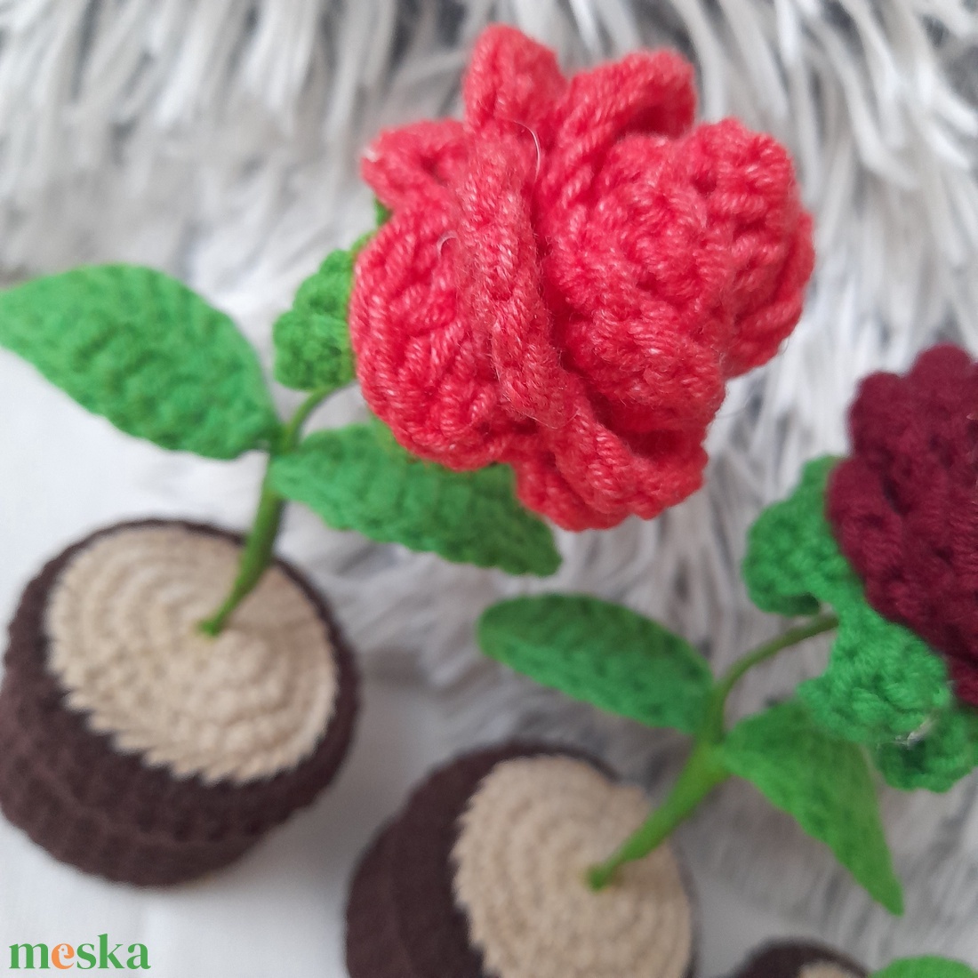 Horgolt mini virágok - karácsony - karácsonyi lakásdekoráció - karácsonyi lakásdíszek - Meska.hu
