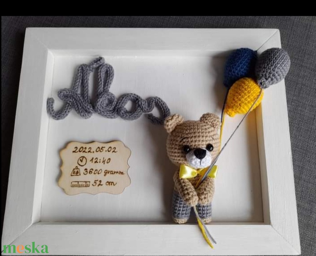 Babaköszöntő kép horgolt figurával - baba - mama - babaszoba dekoráció - babaszoba kép - Meska.hu