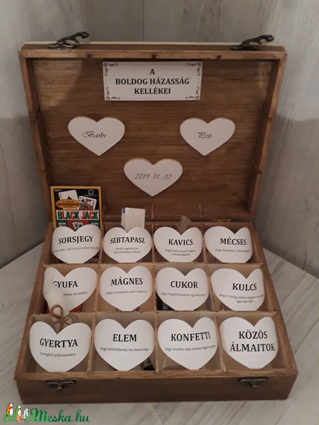 Személyre szóló,romantikus, vintage hangulatú esküvői ajándékdoboz, apró meglepetésekkel, üzenetekkel! - esküvő - emlék & ajándék - doboz - Meska.hu