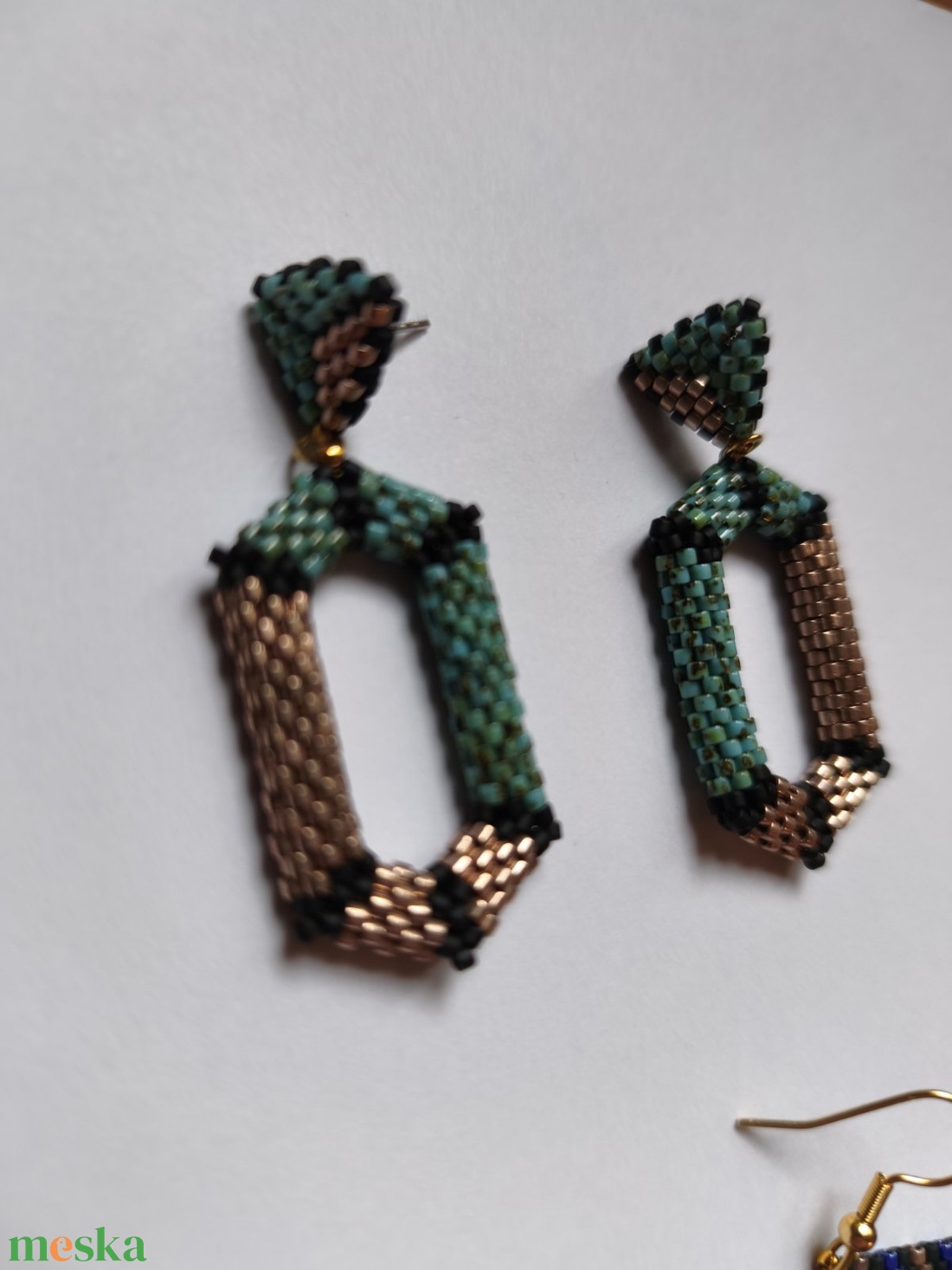 Rosegold �s türkiz fülbevaló japán miyuki gyöngyből  - ékszer - fülbevaló - lógó fülbevaló - Meska.hu