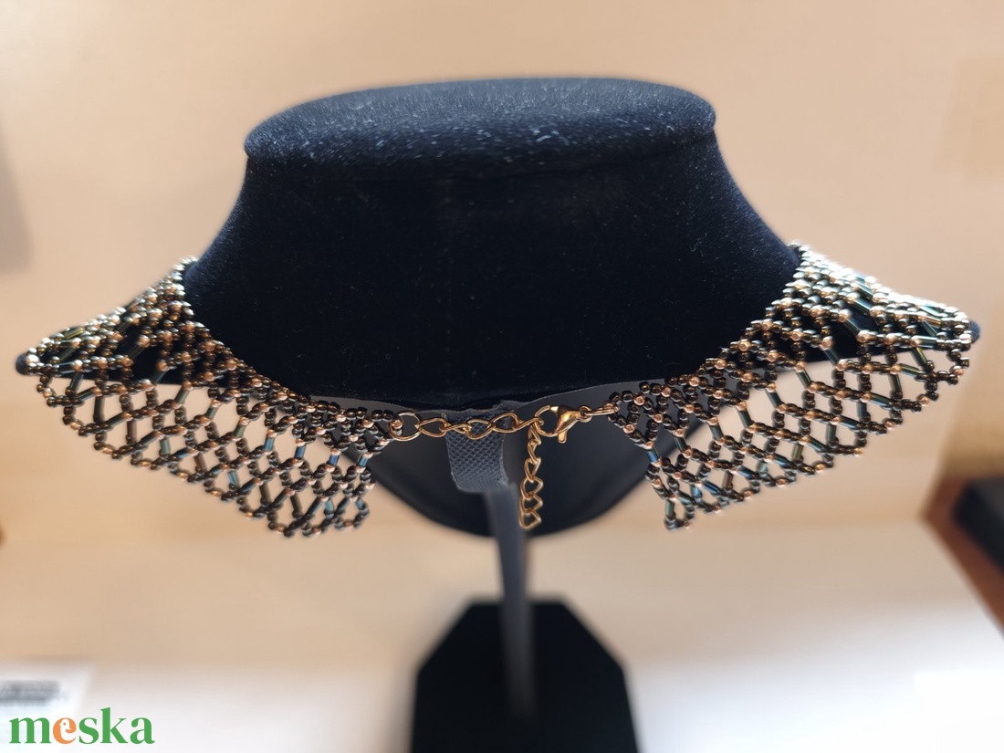 Gyöngygallér japán üveggyöngyből - ékszer - nyaklánc - gyöngyös nyaklánc - Meska.hu