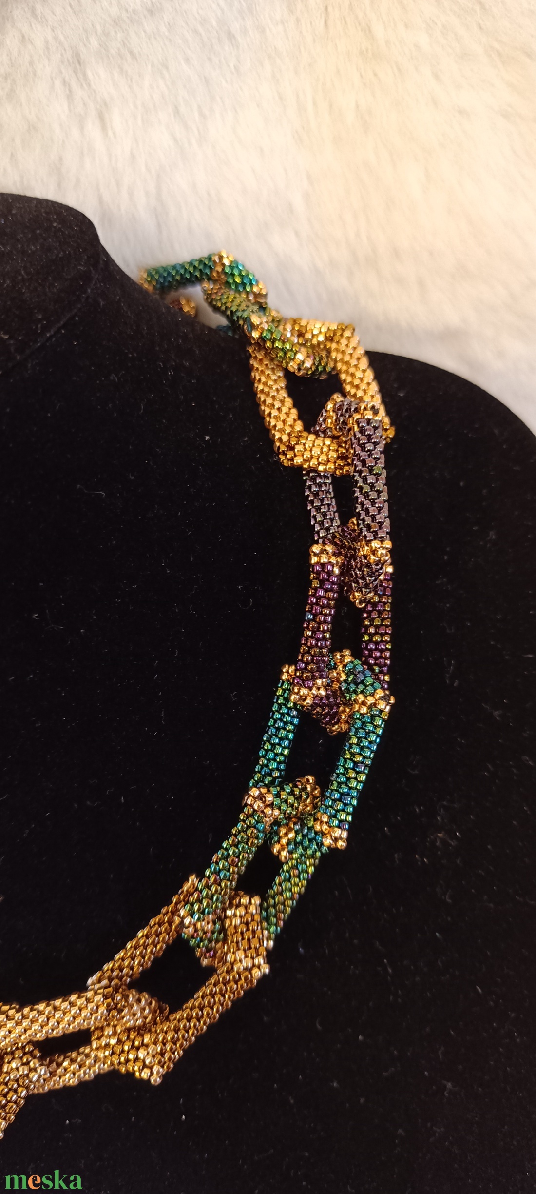 Színes lánc japán üveggyöngyből  - ékszer - nyaklánc - gyöngyös nyaklánc - Meska.hu