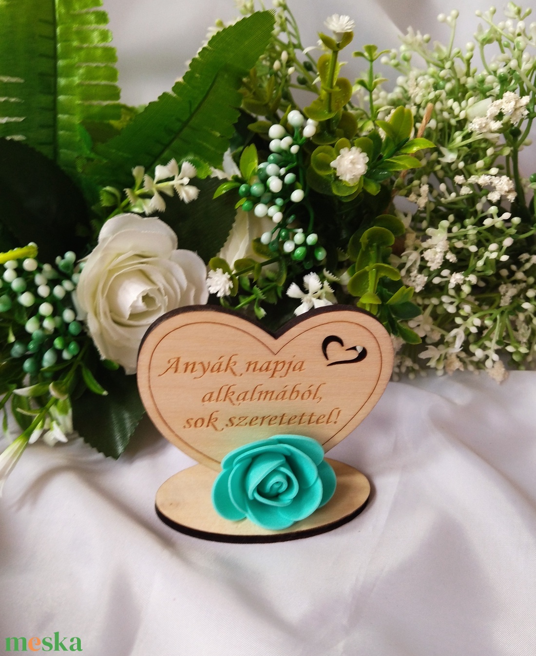 Rózsás szív (menta) Anyák Napja- ajándék, ajándékkísérő - otthon & életmód - dekoráció - Meska.hu