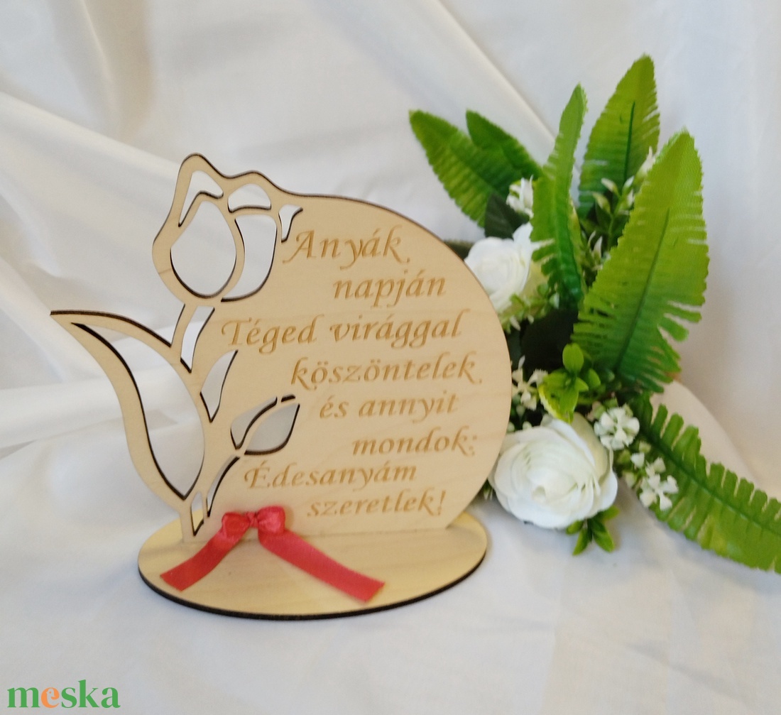 Anyák Napja- gravírozott tulipán, piros  - otthon & életmód - dekoráció - Meska.hu