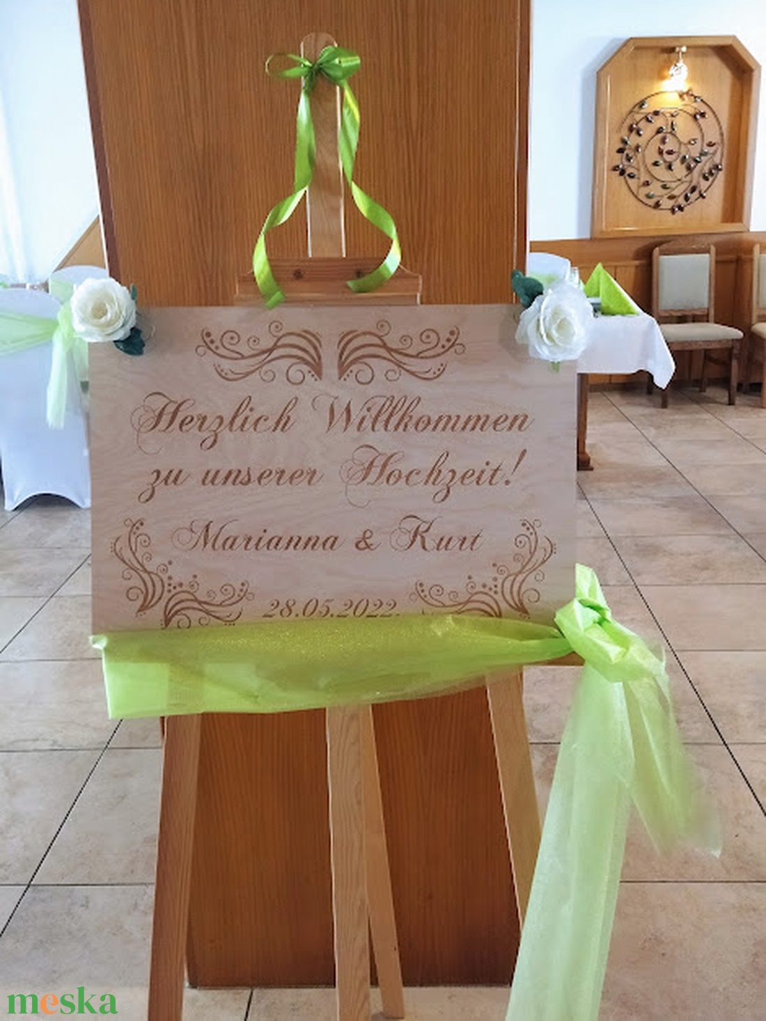 Idegennyelvű esküvői köszöntőtábla, vendégköszöntő idegennyelvű - esküvő - dekoráció - tábla & jelzés - Meska.hu