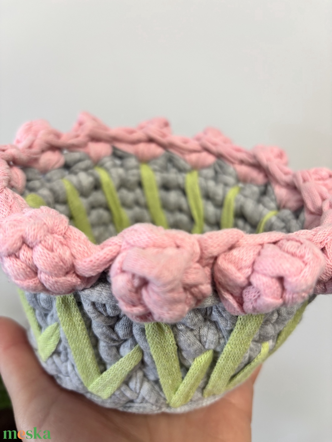 Tulipános Horgolt tároló - otthon & életmód - dekoráció - asztal és polc dekoráció - dekorációs tál, tartó - Meska.hu