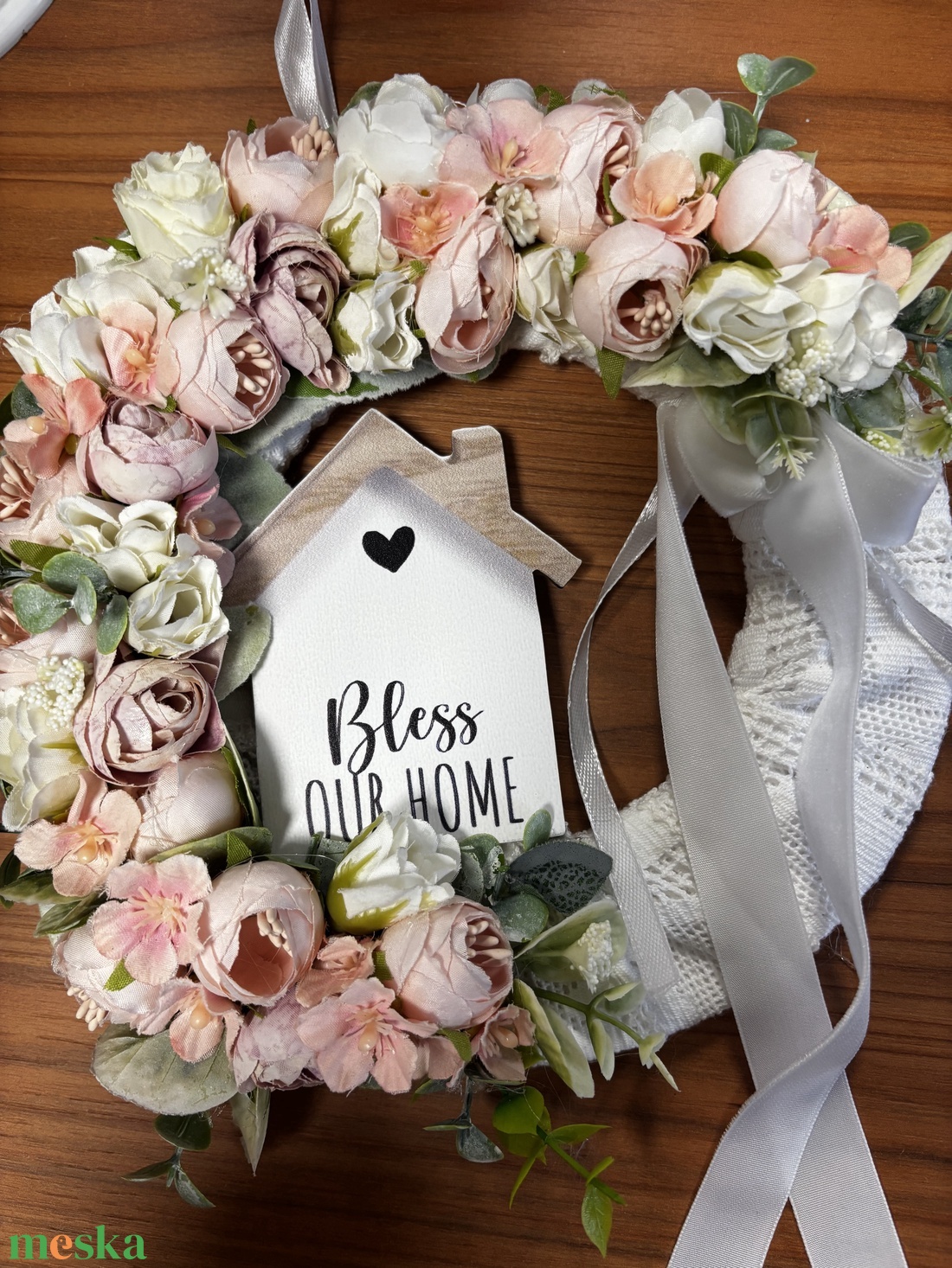 Virágos csipkés kopogtató  - otthon & életmód - dekoráció - ajtó- és ablak dekoráció - ajtódísz & kopogtató - Meska.hu