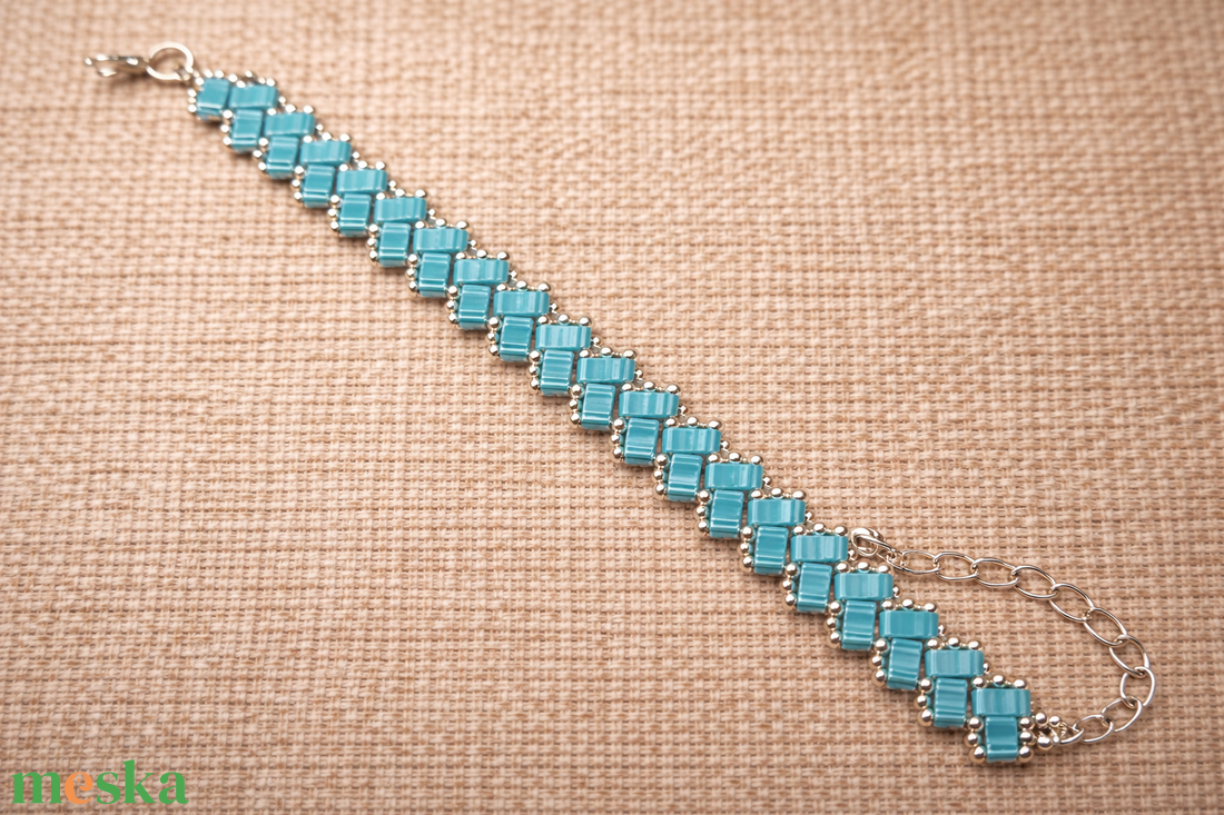 Gyöngy karkötő - Turquoise - ékszer - karkötő - gyöngyös karkötő - Meska.hu