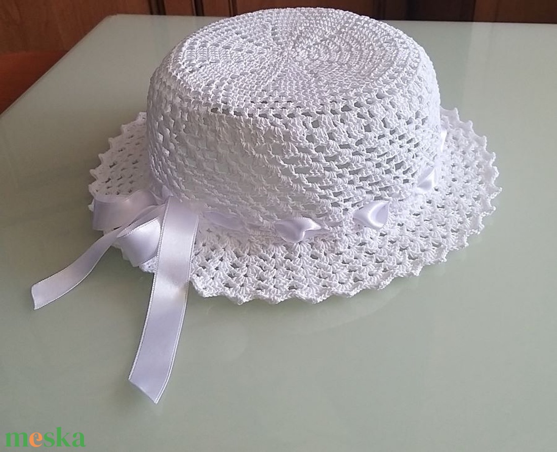 Fehér csipke kalap - ruha & divat - sál, sapka, kendő - kalap - Meska.hu Fehér csipke kalap - ruha & divat - sál, sapka, kendő - kalap - Meska.hu