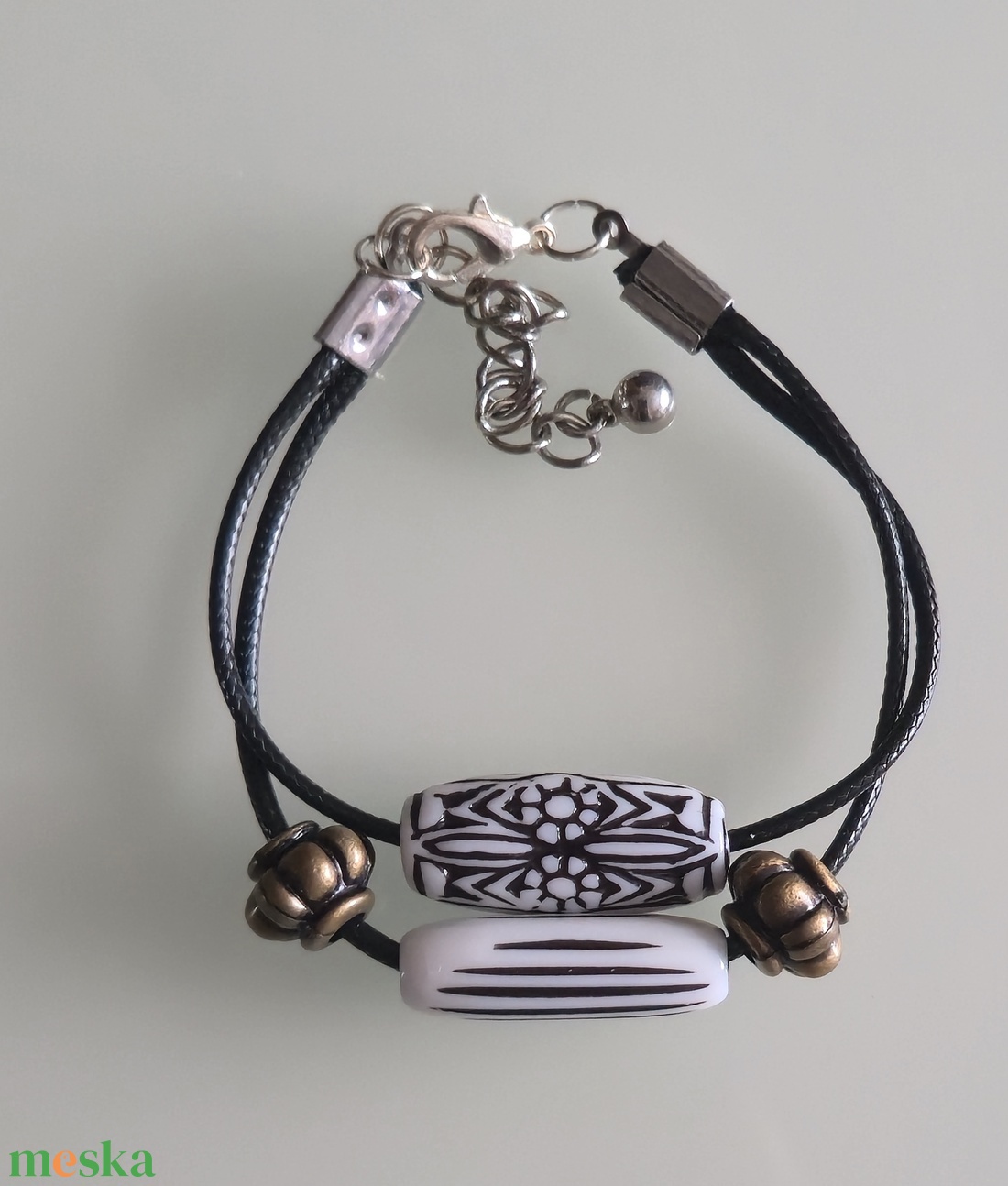 Afrika stílusú karkötő  - ékszer - karkötő - gyöngyös karkötő - Meska.hu