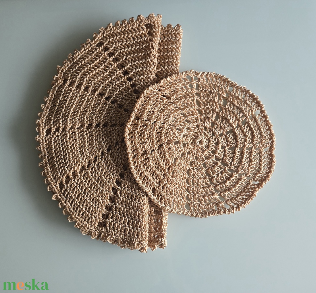 Tányér és  tál alátét - otthon & életmód - bútor - asztal - Meska.hu