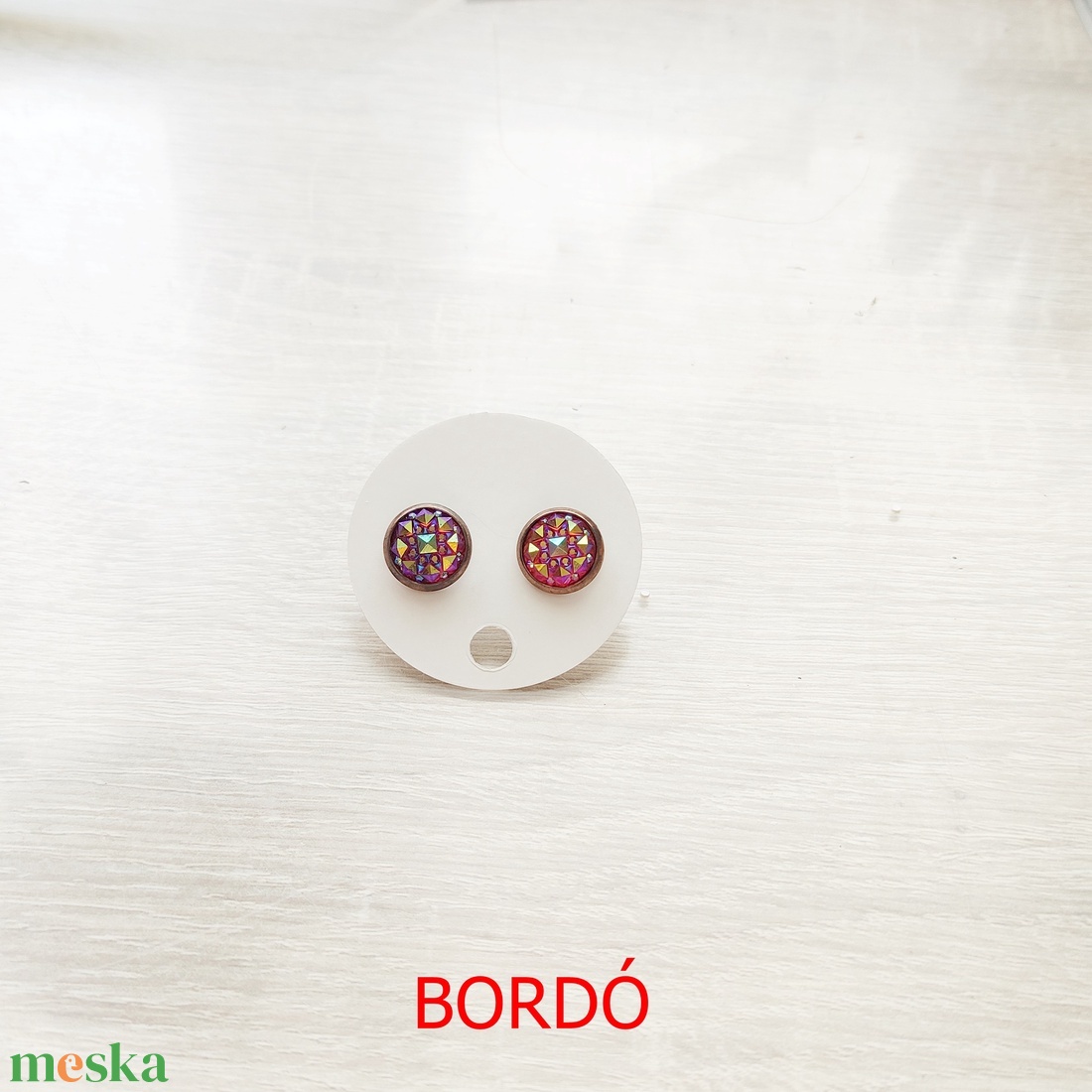 Pötty fülbevaló a csillogás erejével - ékszer - fülbevaló - pötty fülbevaló - Meska.hu