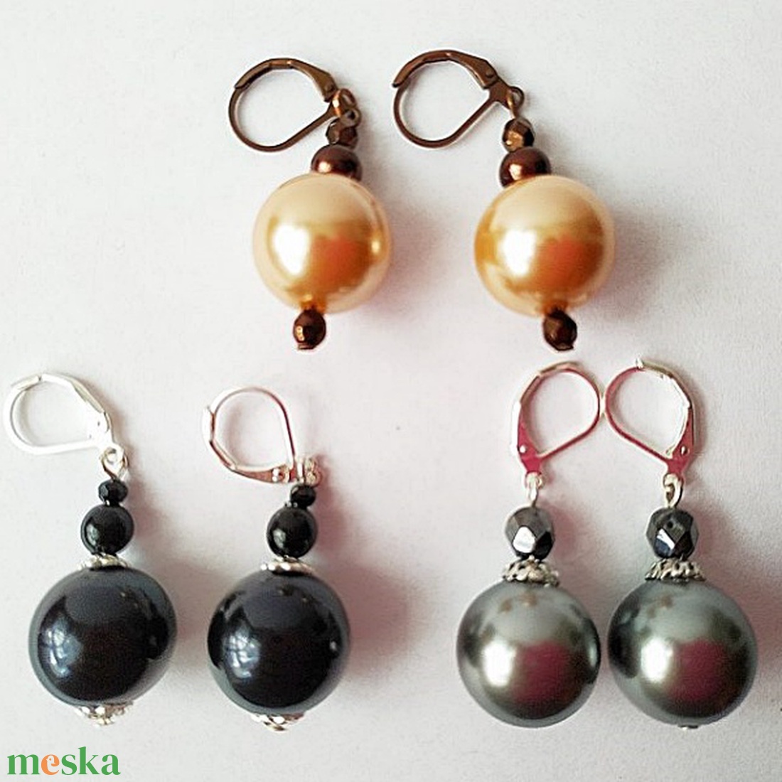 Gömböcske fülbevaló - ékszer - fülbevaló - lógó fülbevaló - Meska.hu