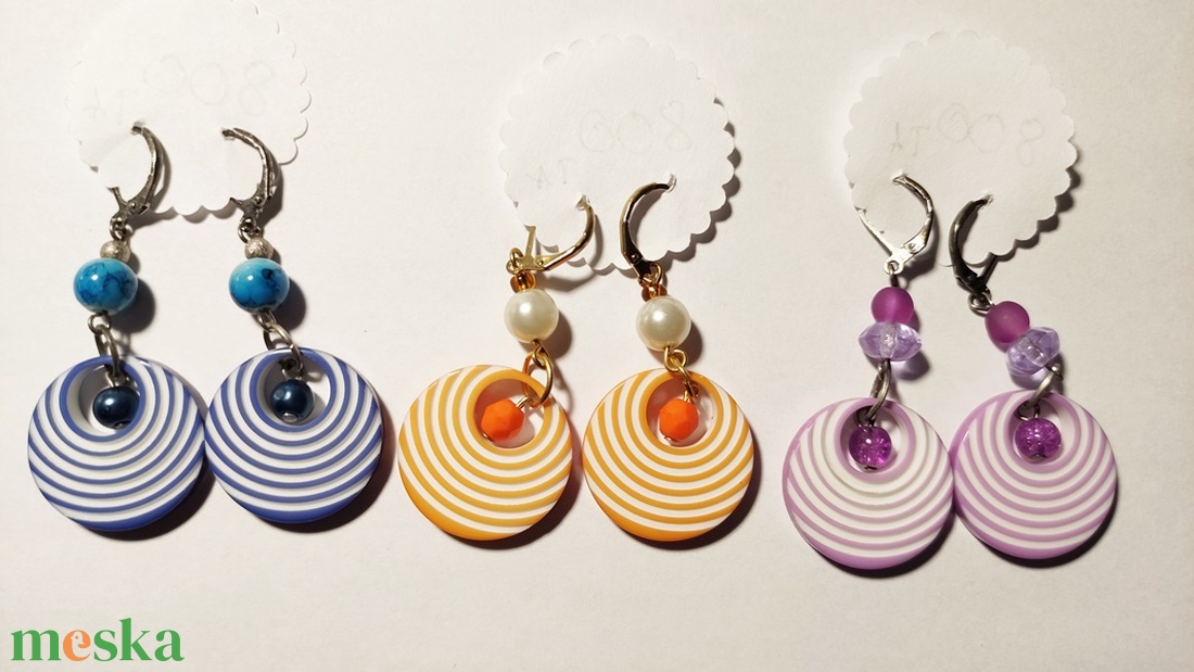 Kerek csíkos fülbevaló - ékszer - fülbevaló - lógó fülbevaló - Meska.hu