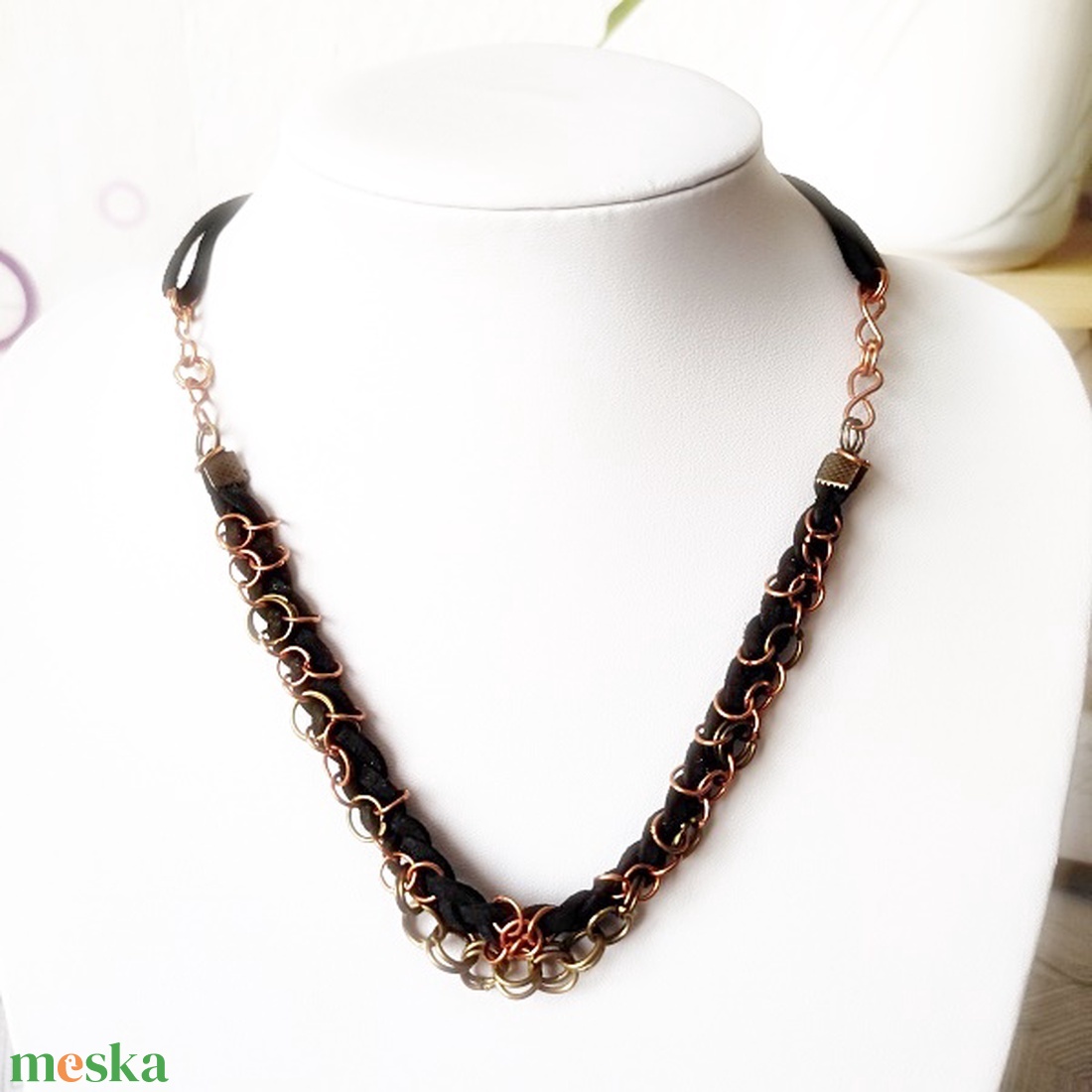 Nyaklánc lányoknak. Karikák, réz és rock 'n' roll!  - ékszer - nyaklánc - medál nélküli nyaklánc - Meska.hu