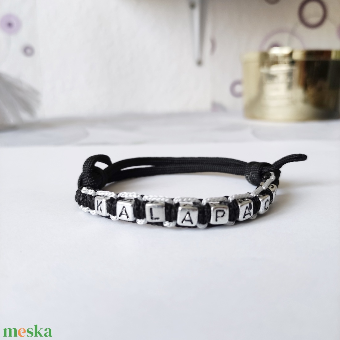 Zenekaros rajongói karkötő. Kalapács, Zorall. - ékszer - karkötő - fonott karkötő - Meska.hu