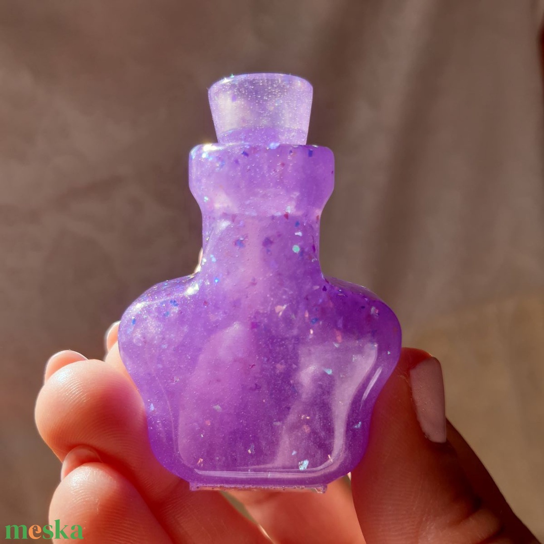 Aromaterápiás üveg, virág forma - otthon & életmód - gyertya, illat, aroma - párologtató - Meska.hu Aromaterápiás üveg, virág forma - otthon & életmód - gyertya, illat, aroma - párologtató - Meska.hu