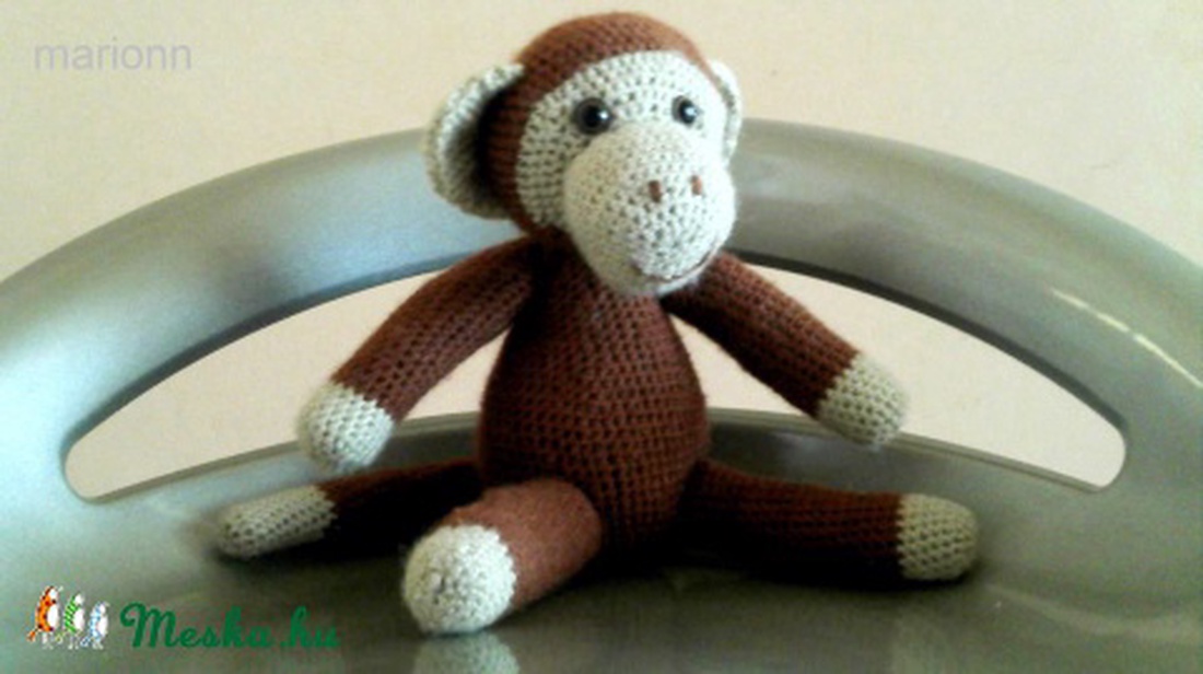 MINTA LEÍRÁS! Amigurumi horgolt majom mellényben -  - Meska.hu