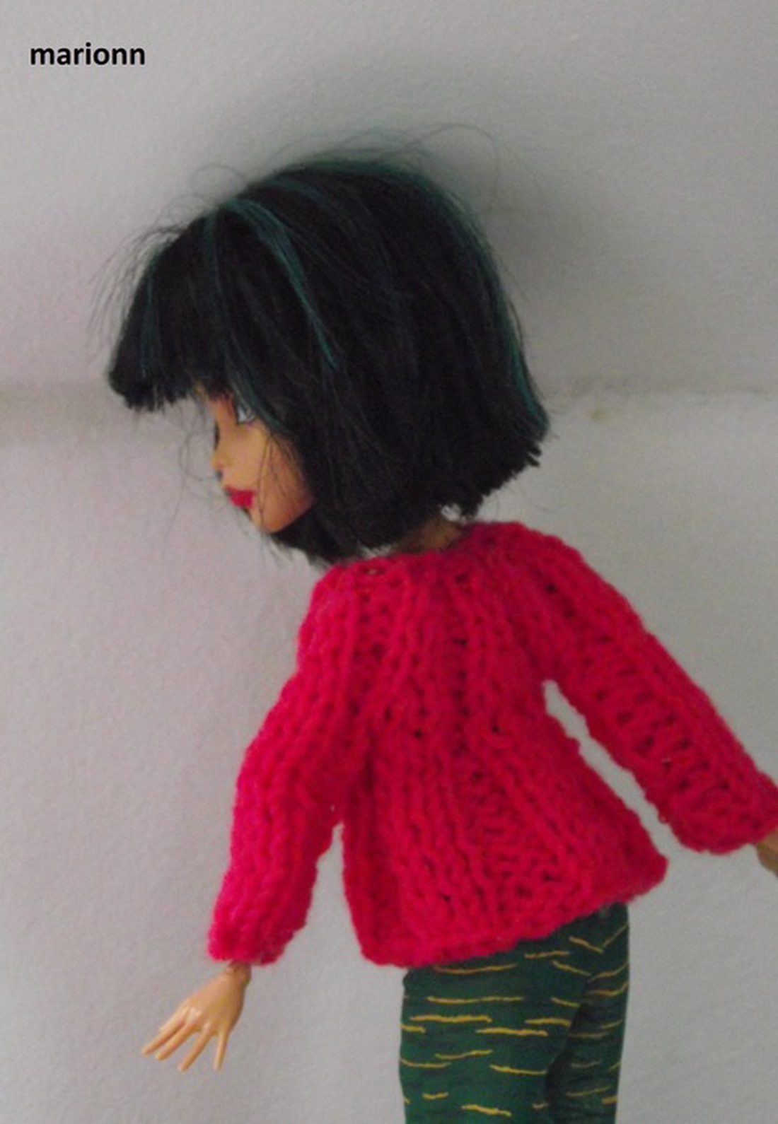 Kötött kardigán - Babaruha 25-28 cm-es barbie-típusú babára - - Meska.hu Kötött kardigán - Babaruha 25-28 cm-es barbie-típusú babára - - Meska.hu