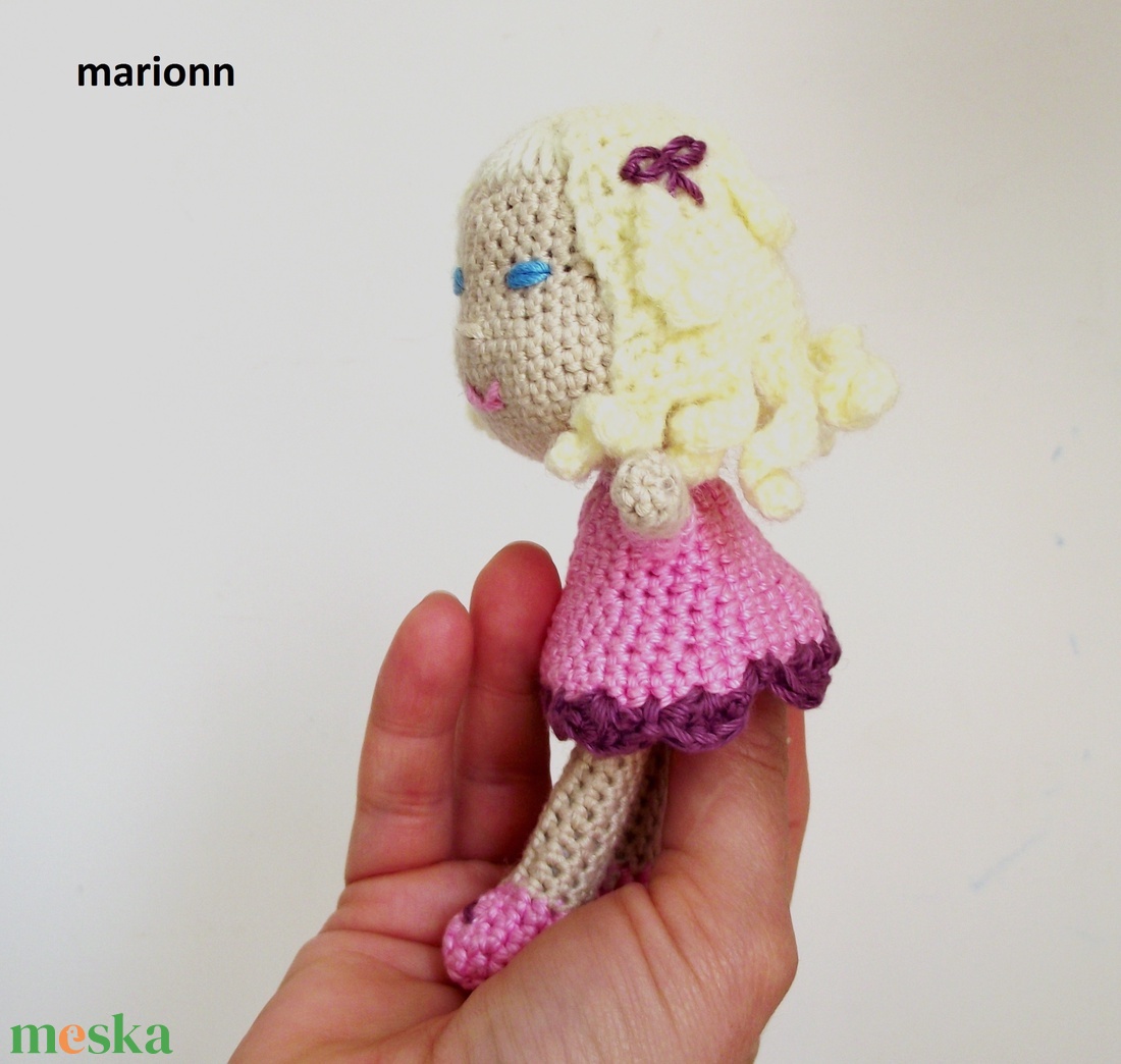 Amigurumi horgolt baba - PDF minta, leírás - játék & sport - plüssállat & játékfigura - más figura - plüssállat & játékfigura - Meska.hu Amigurumi horgolt baba - PDF minta, leírás - játék & sport - plüssállat & játékfigura - más figura - plüssállat & játékfigura - Meska.hu