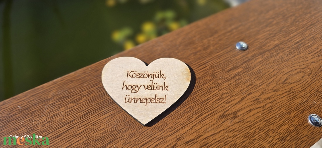 Köszönő ajándék, személyre szabható szív alakú ajándék esküvőre, ültetőkártya - esküvő - emlék & ajándék - köszönőajándék - Meska.hu