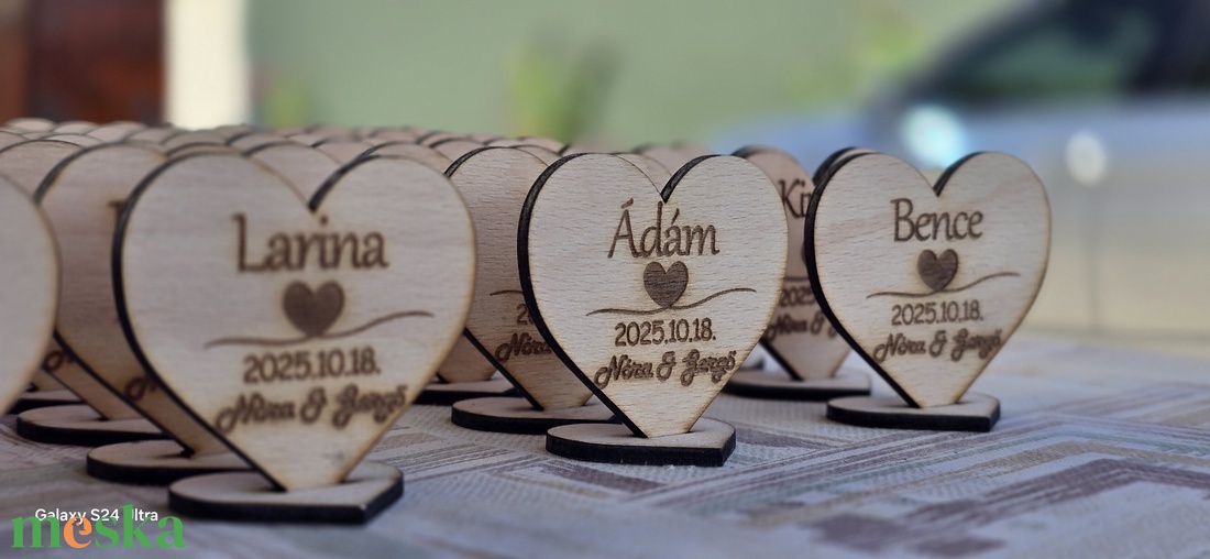 Személyre szabható szív alakú ültetőkártya és ajándék esküvőre - esküvő - emlék & ajándék - köszönőajándék - Meska.hu Személyre szabható szív alakú ültetőkártya és ajándék esküvőre - esküvő - emlék & ajándék - köszönőajándék - Meska.hu