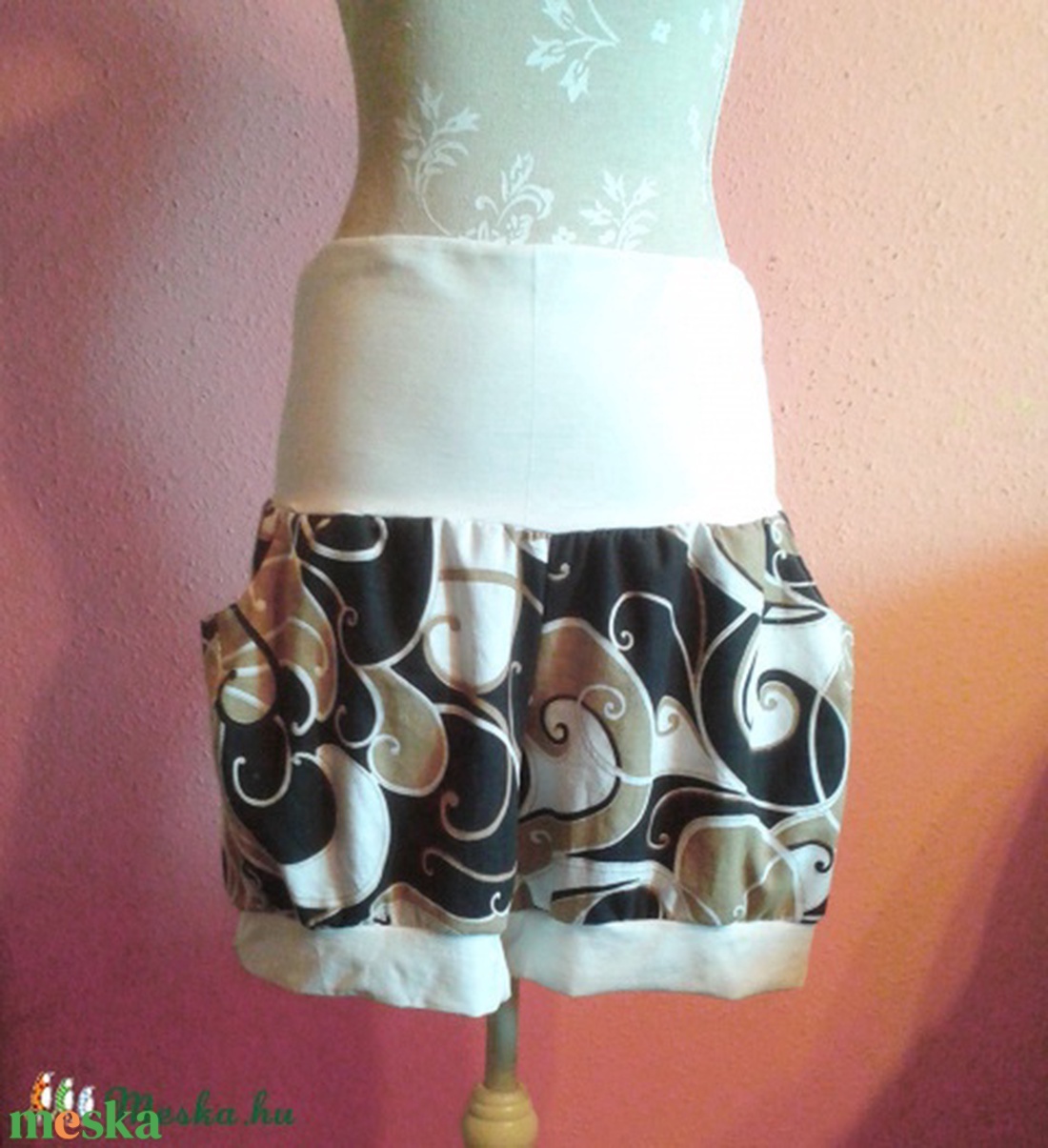 Háremsort  - Fekete-fehér-arany -  - Meska.hu