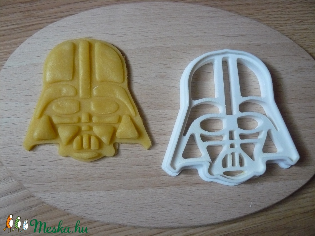 Star Wars( Darth Vader) sütemény kiszúró forma - otthon & életmód - konyhafelszerelés, tálalás - Meska.hu
