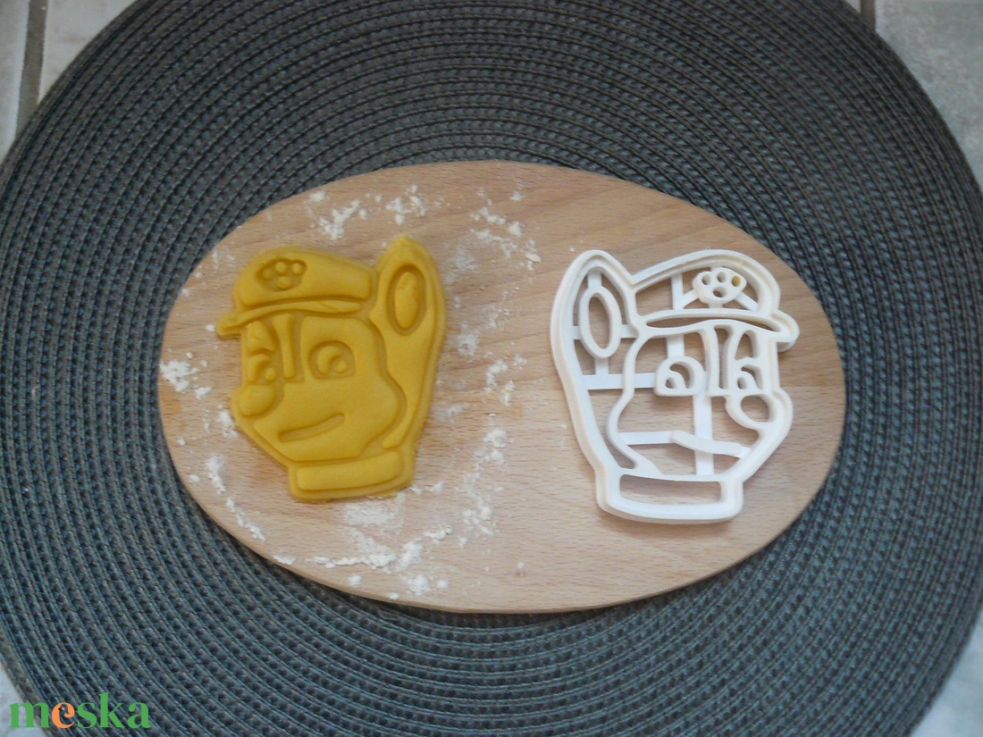 Mancs őrjárat (paw patrol) Chase kiszúró forma - otthon & életmód - konyhafelszerelés, tálalás - sütés, főzés - sütikiszúró - Meska.hu Mancs őrjárat (paw patrol) Chase kiszúró forma - otthon & életmód - konyhafelszerelés, tálalás - sütés, főzés - sütikiszúró - Meska.hu