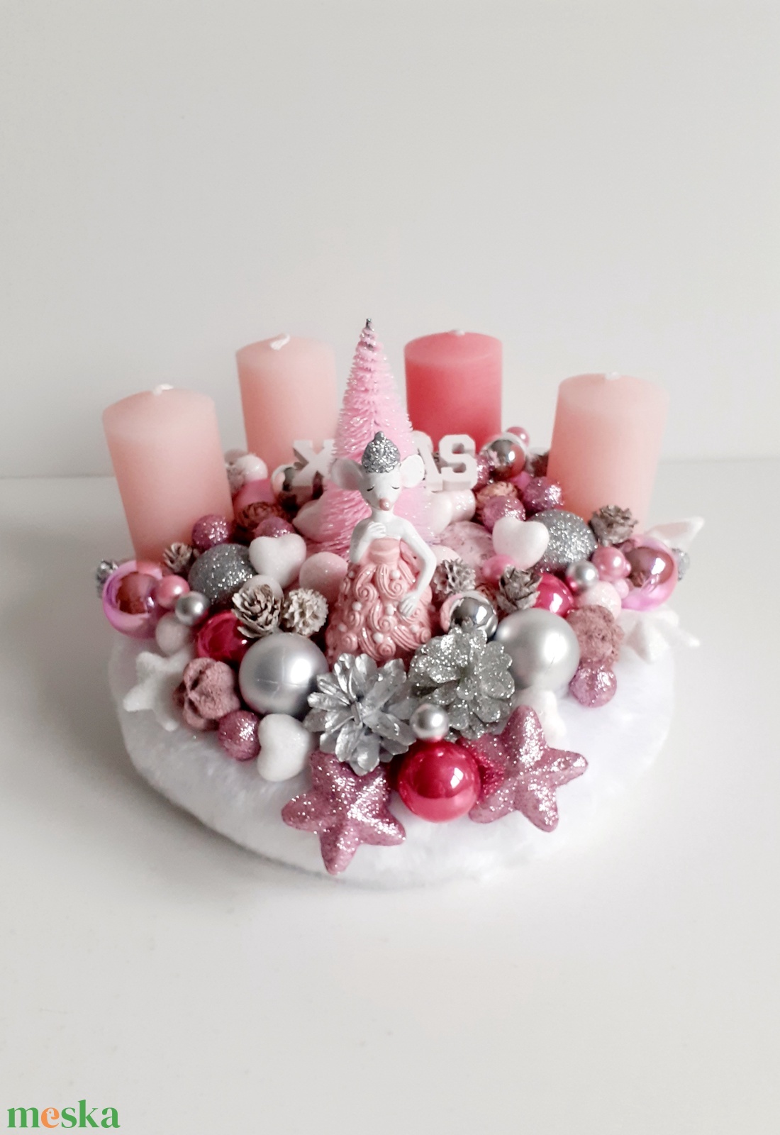 Adventi koszorú, rózsaszín egér királynővel - karácsony - adventi díszek - adventi koszorú - Meska.hu Adventi koszorú, rózsaszín egér királynővel - karácsony - adventi díszek - adventi koszorú - Meska.hu