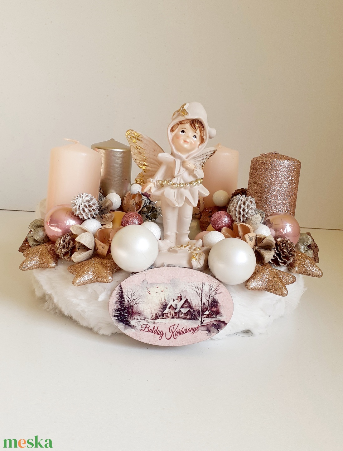 Adventi koszorú kedves angyalka figurával / rosegold - karácsony - adventi díszek - adventi koszorú - Meska.hu