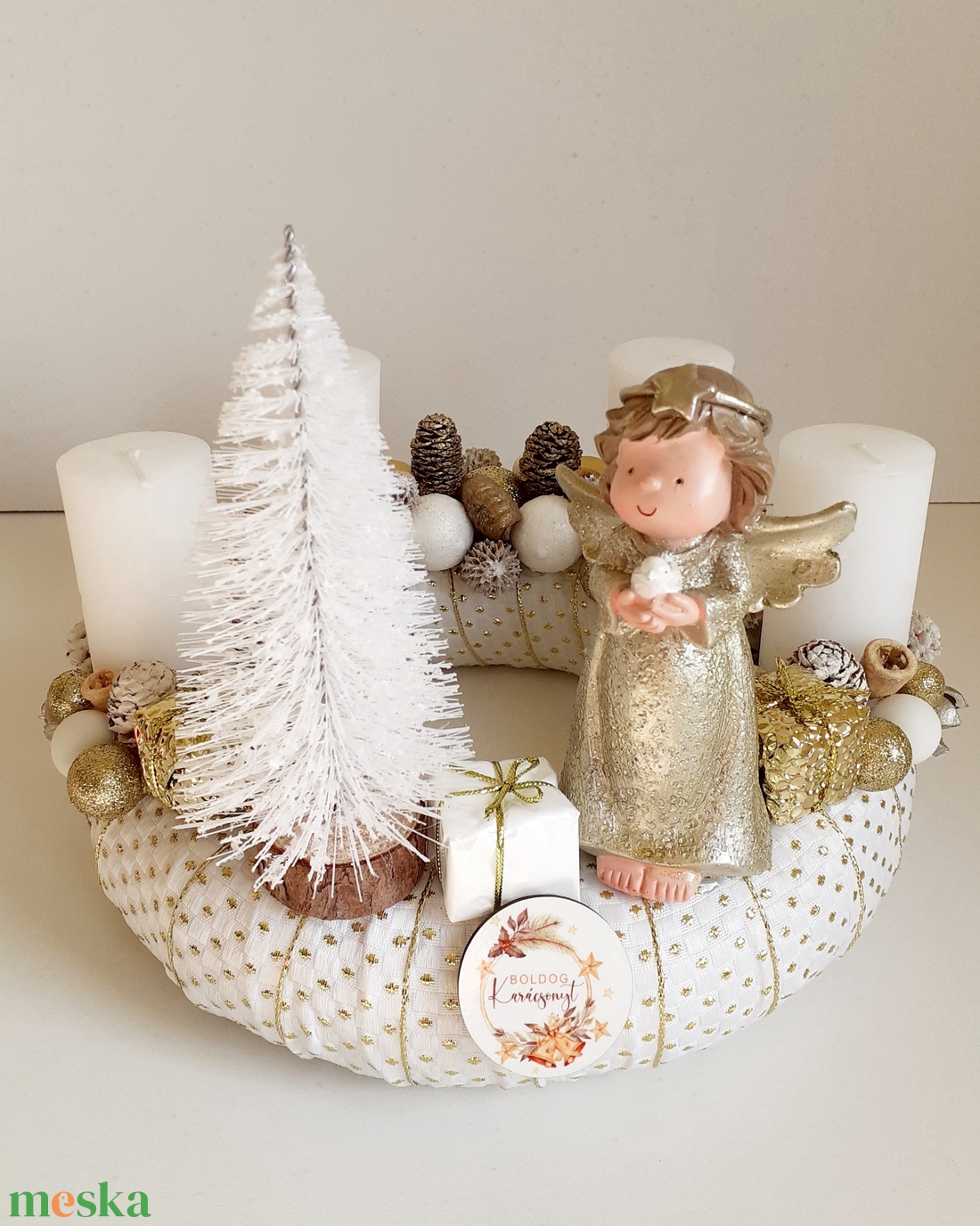 Adventi koszorú arany ruhás angyallal - karácsony - adventi díszek - adventi koszorú - Meska.hu Adventi koszorú arany ruhás angyallal - karácsony - adventi díszek - adventi koszorú - Meska.hu