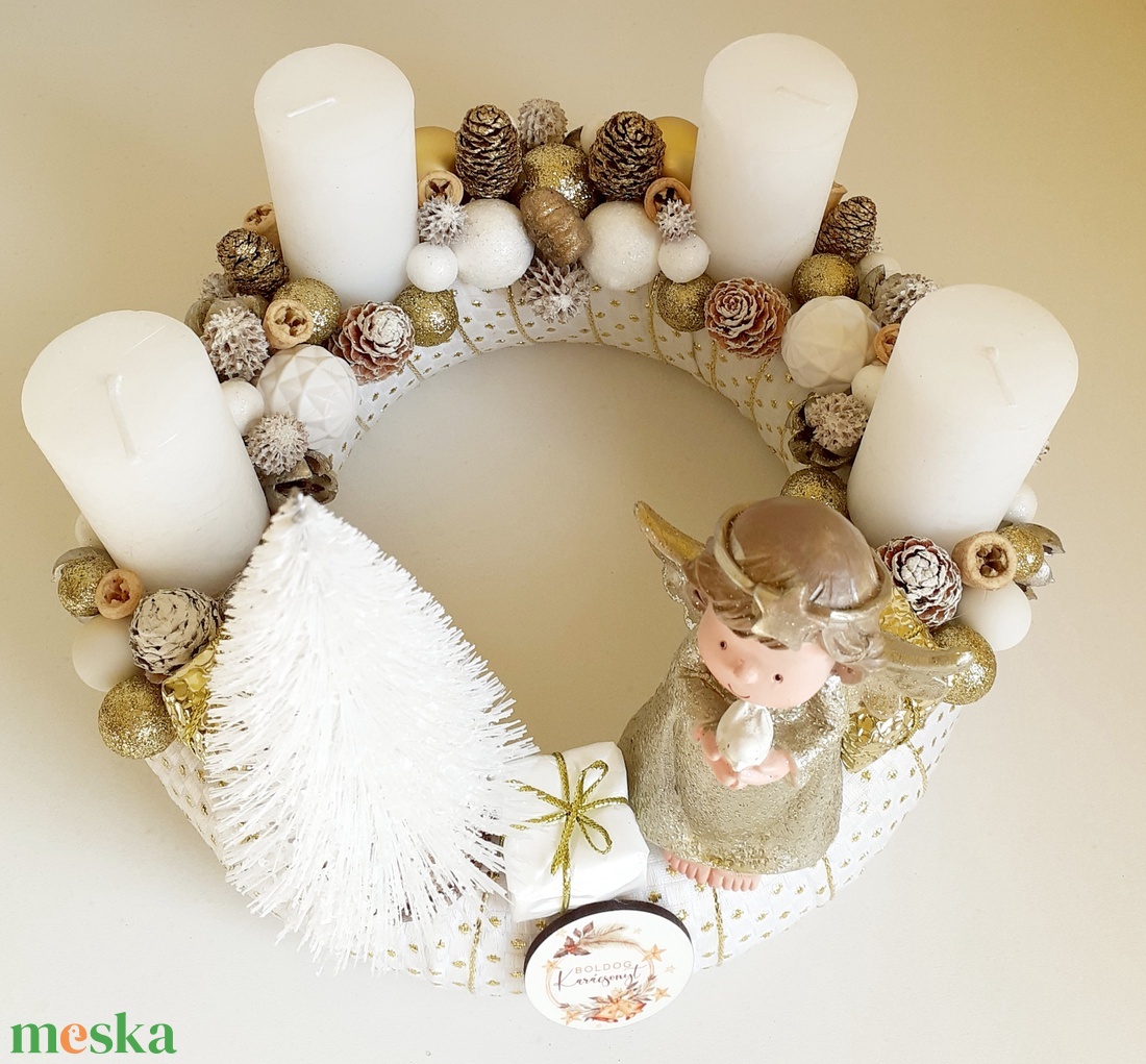 Adventi koszorú arany ruhás angyallal - karácsony - adventi díszek - adventi koszorú - Meska.hu Adventi koszorú arany ruhás angyallal - karácsony - adventi díszek - adventi koszorú - Meska.hu