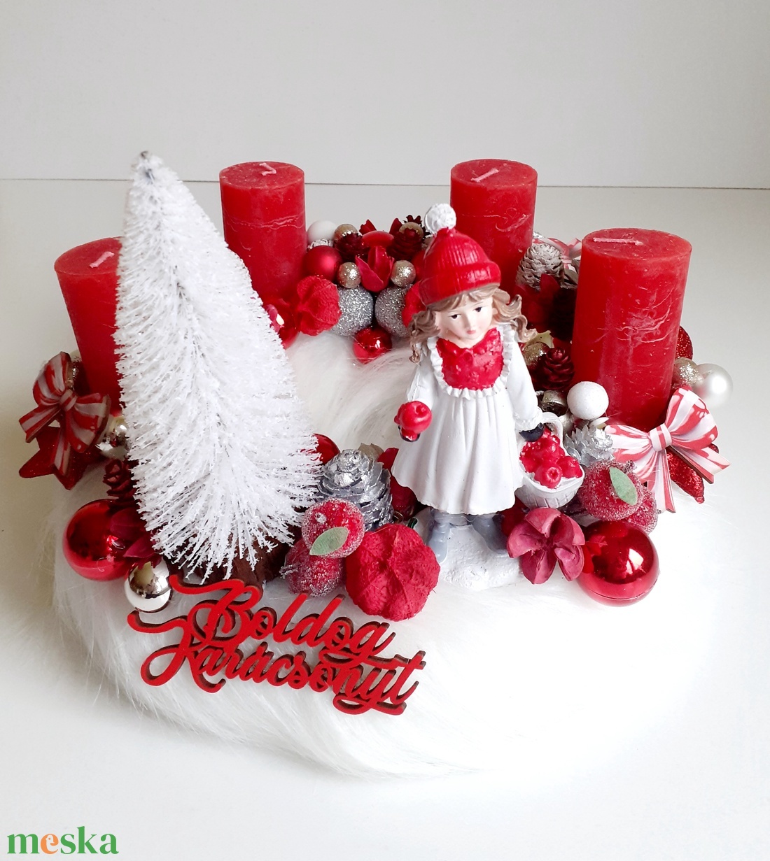 Adventi koszorú kislány almás kosárral - karácsony - adventi díszek - adventi koszorú - Meska.hu Adventi koszorú kislány almás kosárral - karácsony - adventi díszek - adventi koszorú - Meska.hu