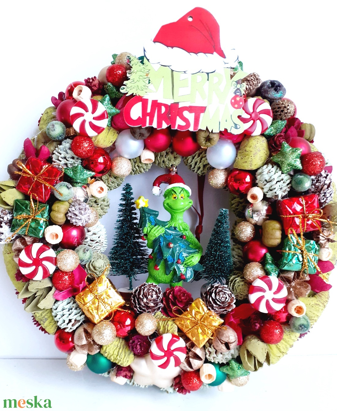 Karácsonyi ajtódísz fenyőfás grinccsel - karácsony - adventi díszek - adventi ajtódísz - Meska.hu