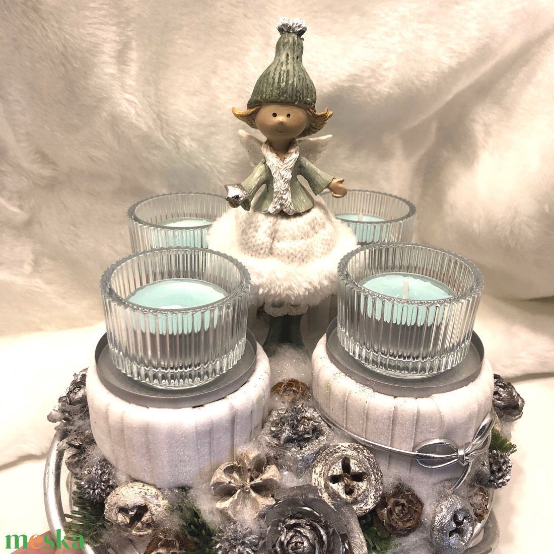 Kis méretű ezüst - menta adventi koszorú mécsesekkel - karácsony - adventi díszek - adventi koszorú - Meska.hu