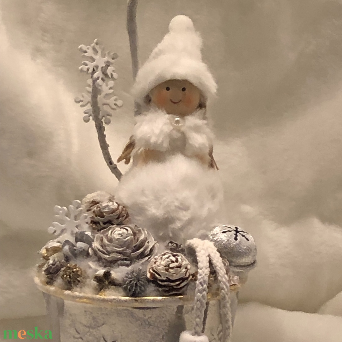 Adventi és karácsonyi asztaldísz textil angyalkával - karácsony - adventi díszek - adventi asztaldísz - Meska.hu