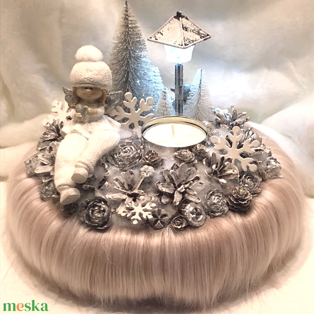 Adventi és karácsonyi asztaldísz angyalkával, mécsessel, világítással - karácsony - adventi díszek - adventi asztaldísz - Meska.hu