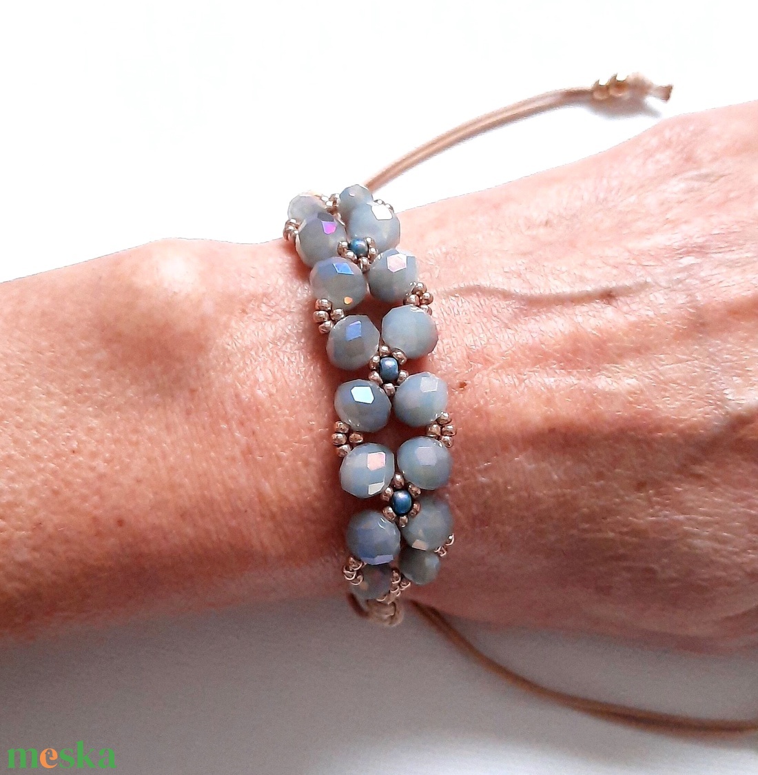 Lilásszürke csiszolt üveg, viaszolt zsinóros karkötő + fülbevaló szett - ékszer - ékszerszett - Meska.hu