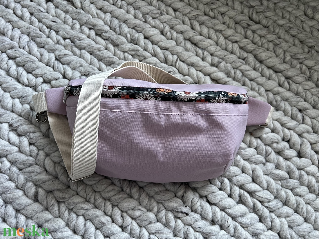 Övtáska színes húzózárral - táska & tok - övtáska - Meska.hu