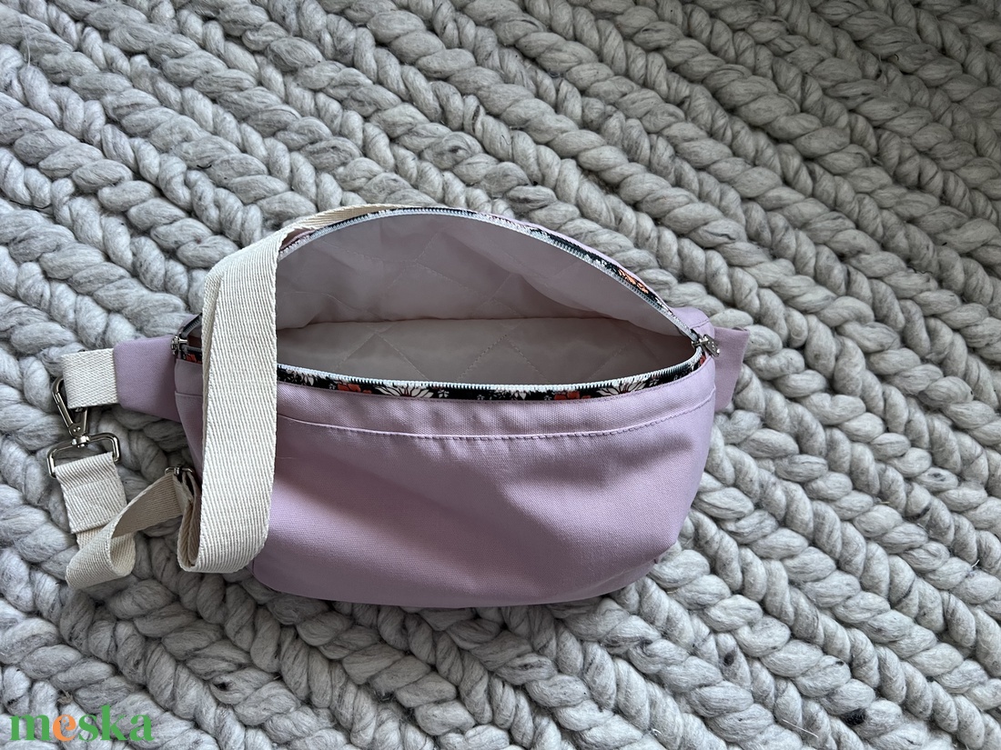 Övtáska színes húzózárral - táska & tok - övtáska - Meska.hu