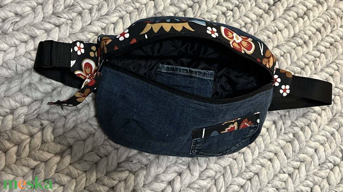 Övtáska farmernadrágból újragondolva - táska & tok - övtáska - Meska.hu