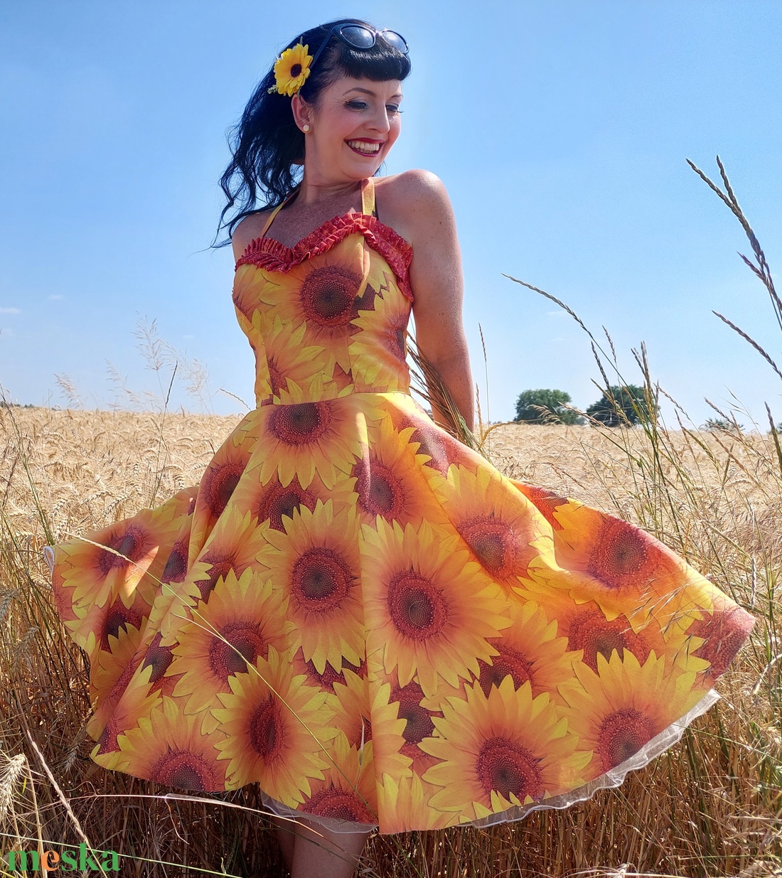 Pinup Rockabilly ruha napraforgó mintás virágos - ruha & divat - női ruha - ruha - Meska.hu Pinup Rockabilly ruha napraforgó mintás virágos - ruha & divat - női ruha - ruha - Meska.hu
