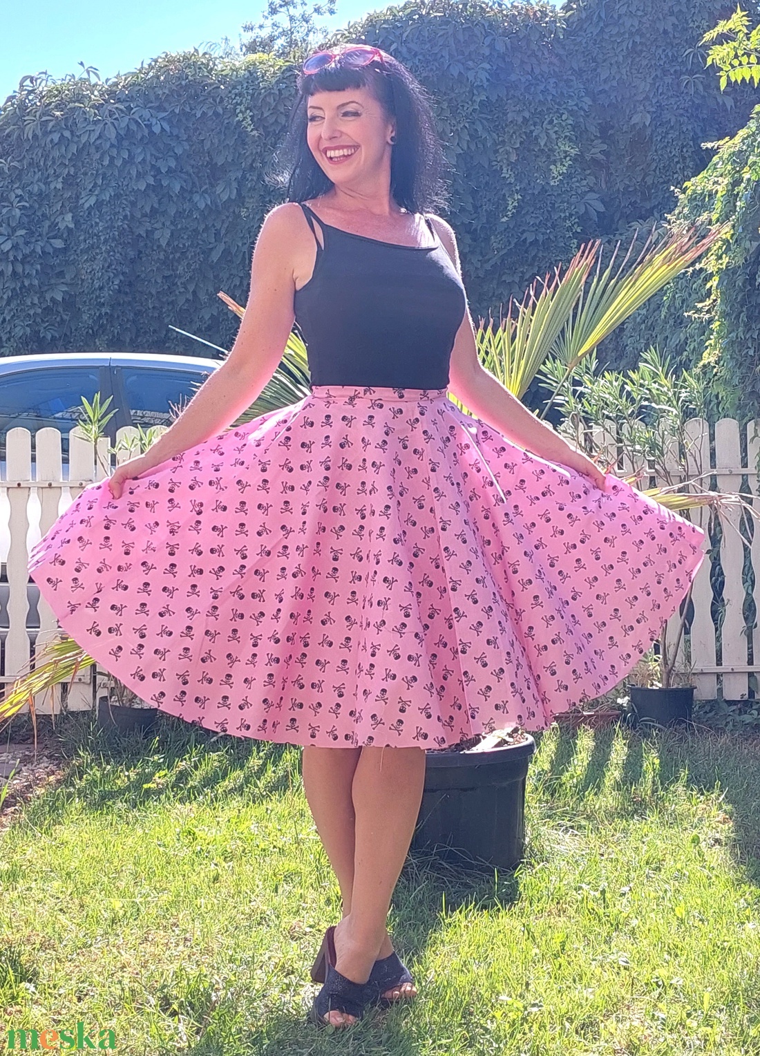 Folk Rockabilly szoknya baby pink koponyás - ruha & divat - női ruha - szoknya - Meska.hu Folk Rockabilly szoknya baby pink koponyás - ruha & divat - női ruha - szoknya - Meska.hu