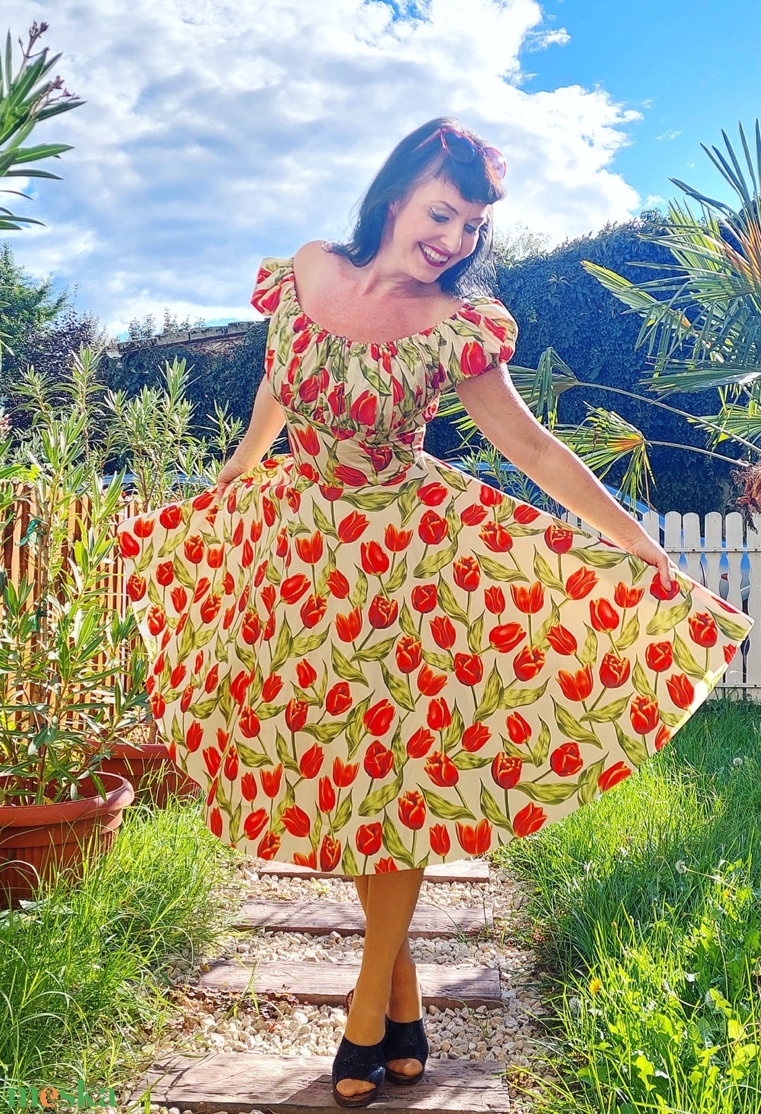 Pinup Rockabilly ruha tulipan mintás, romantikus puffos ujjú - ruha & divat - női ruha - ruha - Meska.hu Pinup Rockabilly ruha tulipan mintás, romantikus puffos ujjú - ruha & divat - női ruha - ruha - Meska.hu