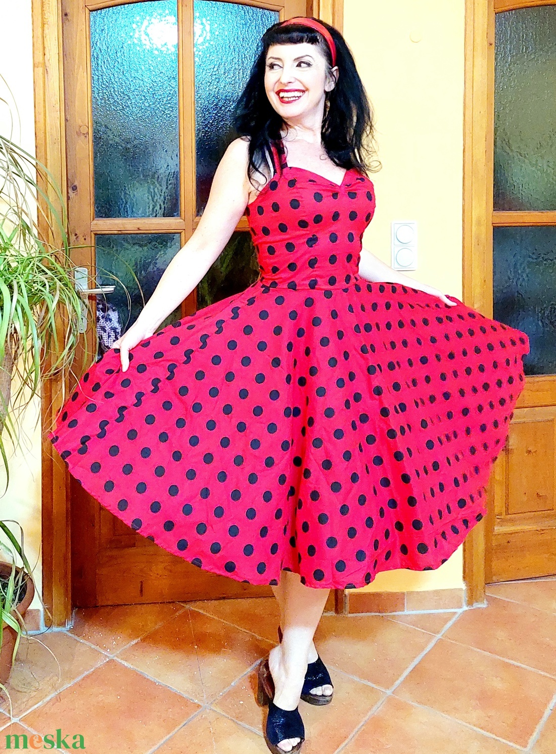 Pinup Rockabilly ruha piros alapon fekete pöttyös  - ruha & divat - női ruha - ruha - Meska.hu