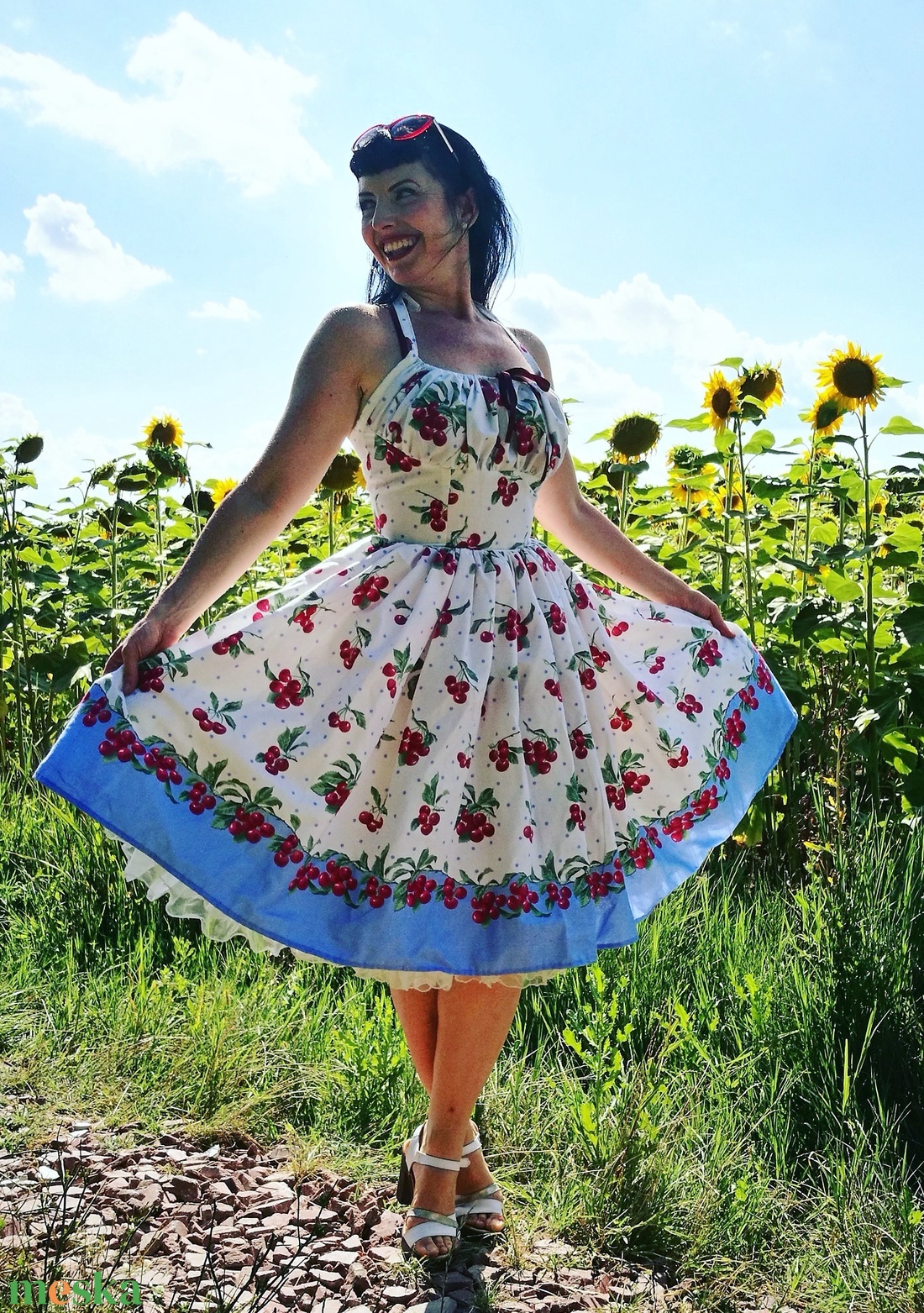 Pinup Rockabilly ruha, LIMITÁLT apró cseresznye mintás, cseresznyés bordűrös - ruha & divat - női ruha - ruha - Meska.hu Pinup Rockabilly ruha, LIMITÁLT apró cseresznye mintás, cseresznyés bordűrös - ruha & divat - női ruha - ruha - Meska.hu