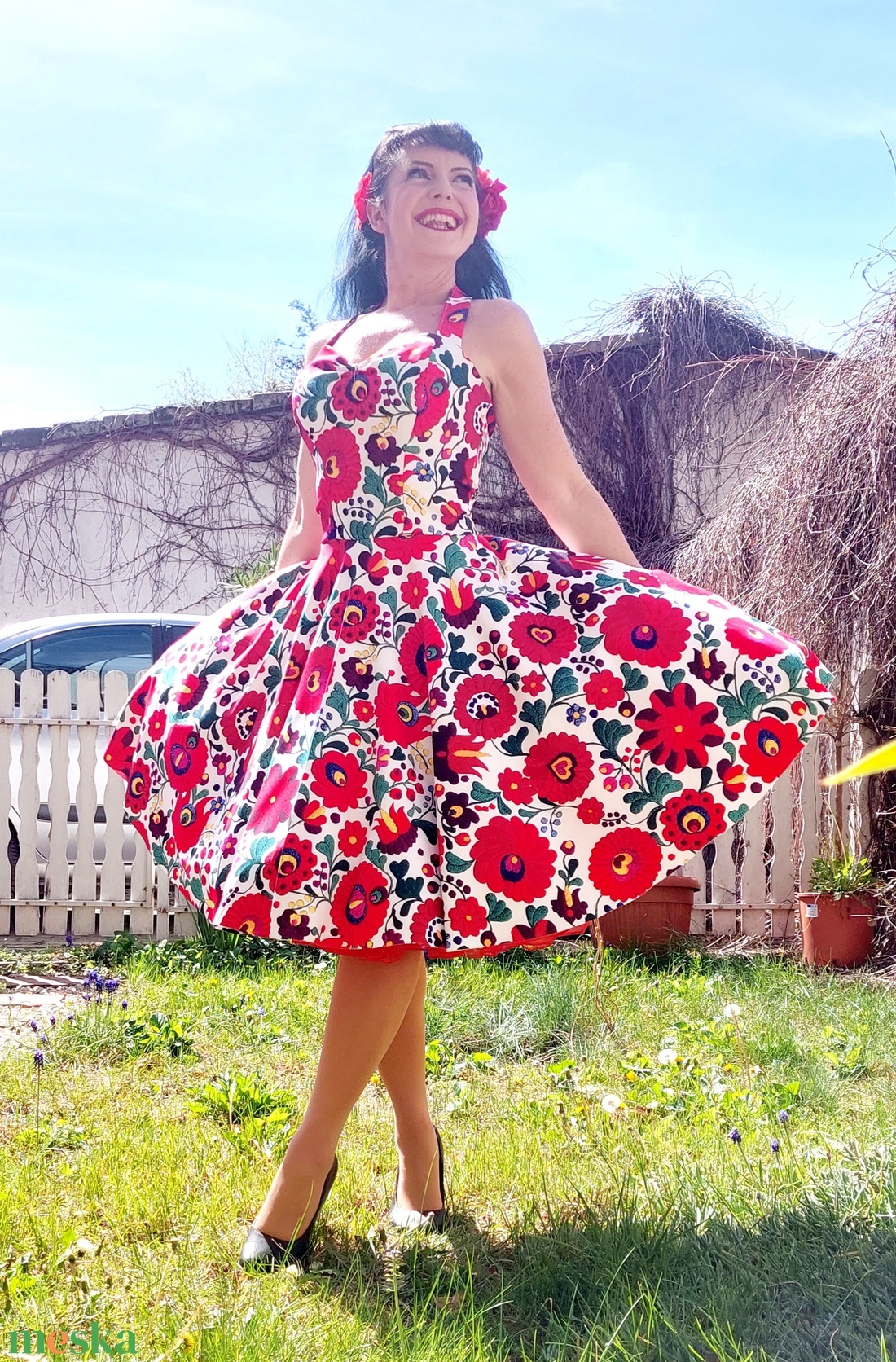 Folk Rockabilly ruha, kalocsai mintás fehér, menyecske, népi mintás - ruha & divat - női ruha - ruha - Meska.hu Folk Rockabilly ruha, kalocsai mintás fehér, menyecske, népi mintás - ruha & divat - női ruha - ruha - Meska.hu