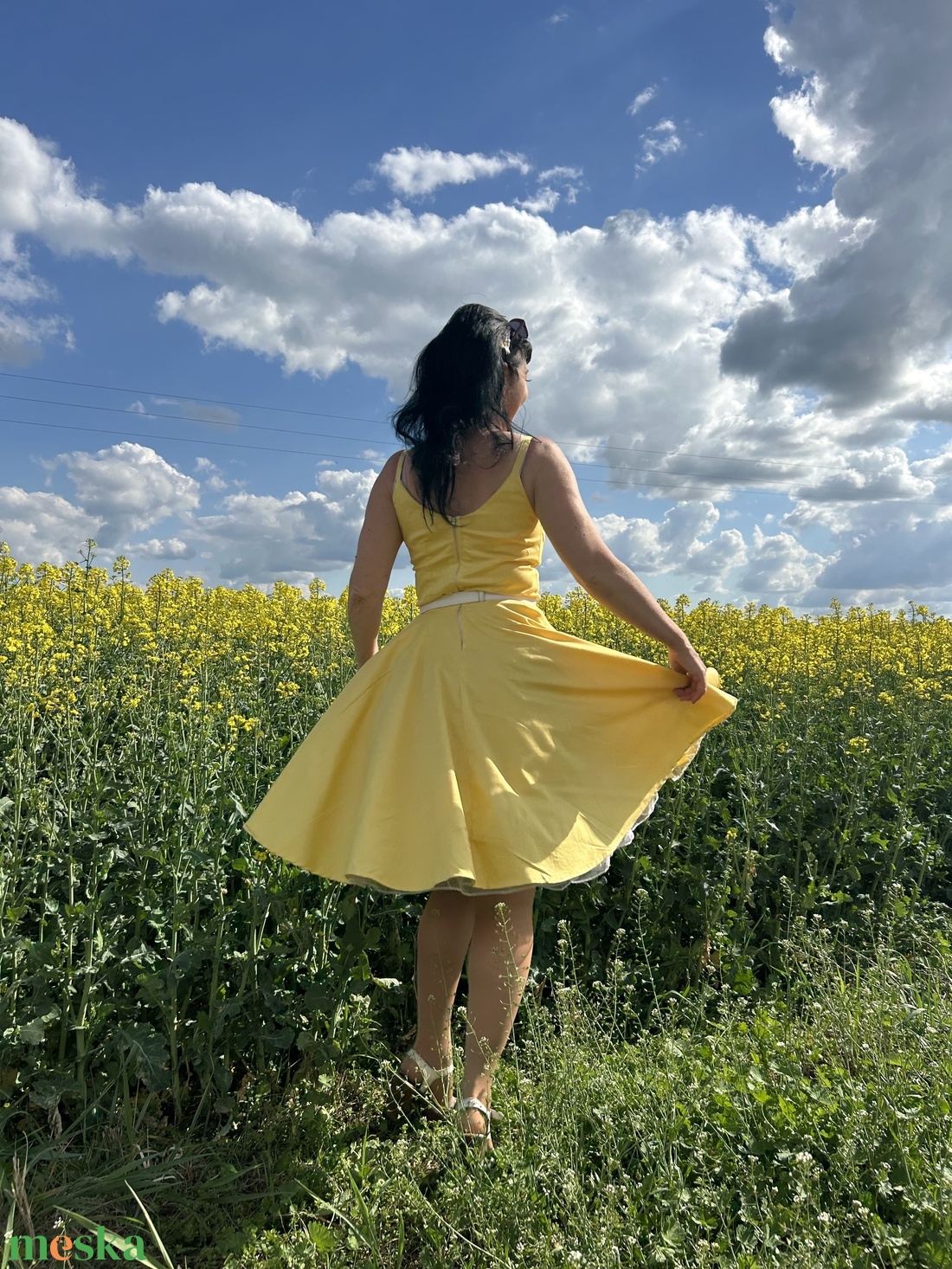 Pinup Rockabilly ruha, sárga százszorszép díszítéssel, tavasz nyári ruha - ruha & divat - női ruha - ruha - Meska.hu Pinup Rockabilly ruha, sárga százszorszép díszítéssel, tavasz nyári ruha - ruha & divat - női ruha - ruha - Meska.hu