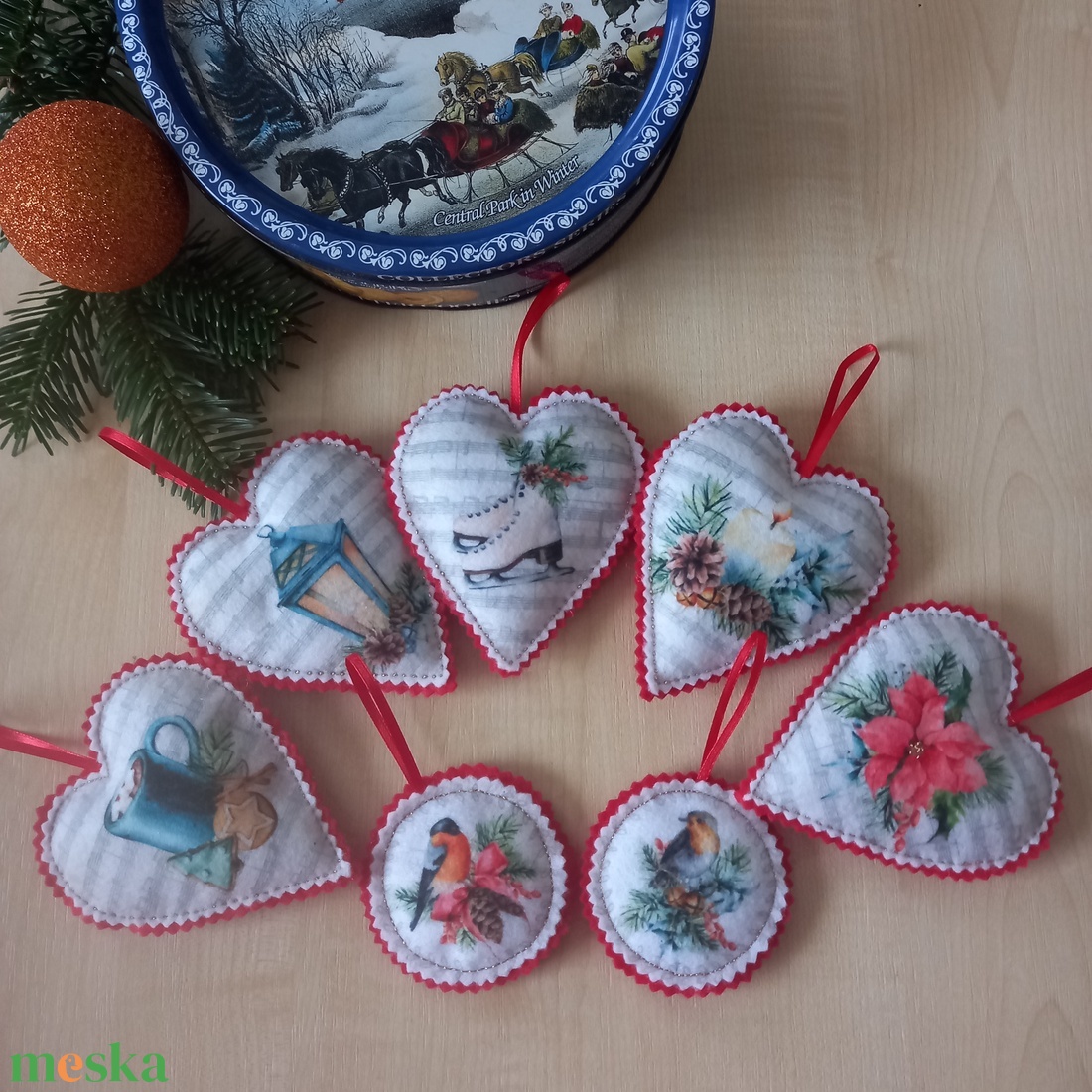 Vintage mintás karácsonyfa díszek, ajándékkísérők 7 db - karácsony - karácsonyi lakásdekoráció - karácsonyfadíszek - Meska.hu